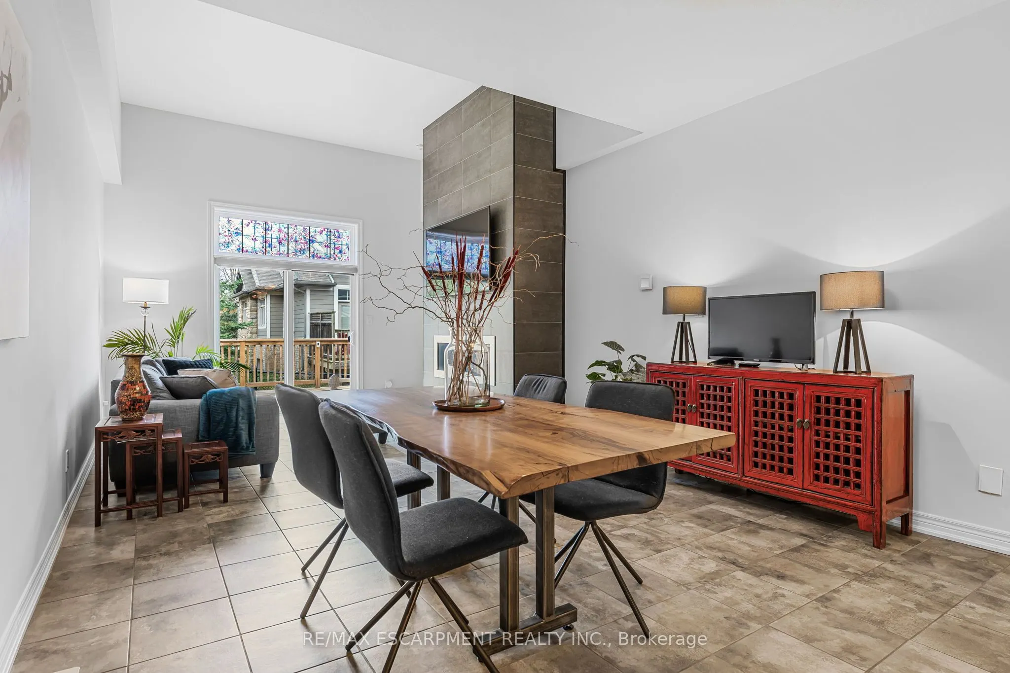 2848 King Street, #5
