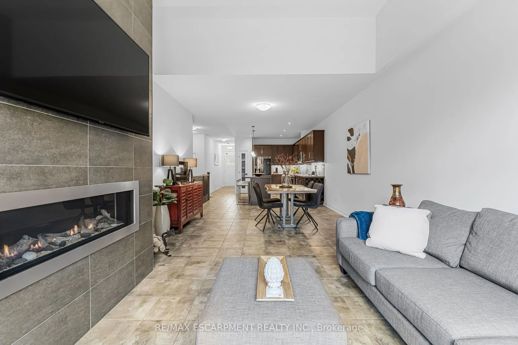 2848 King Street, #5