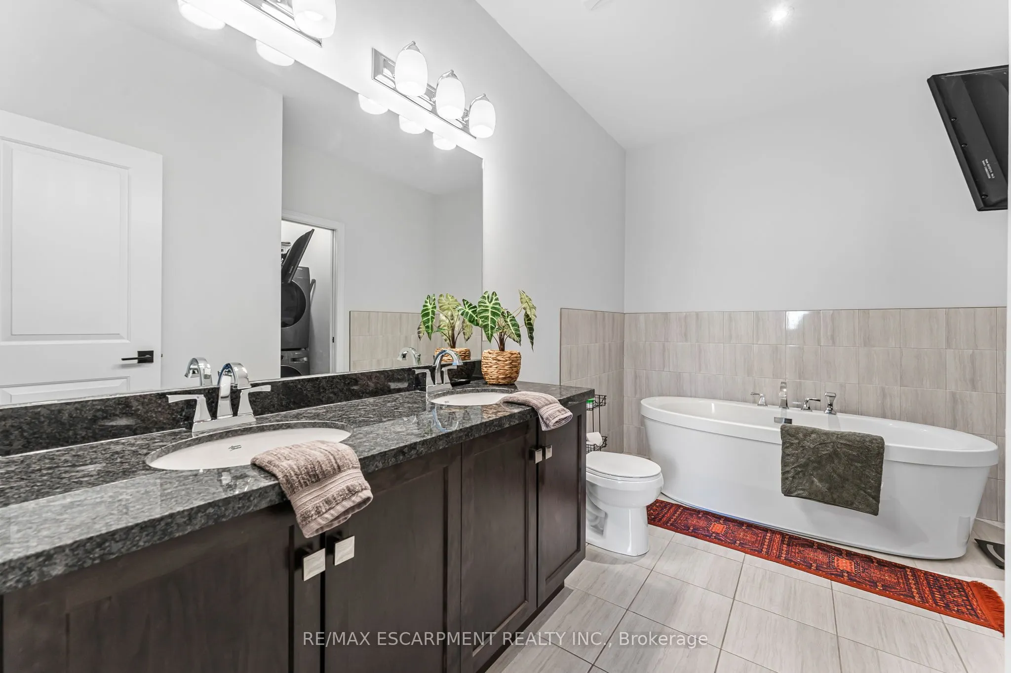 2848 King Street, #5