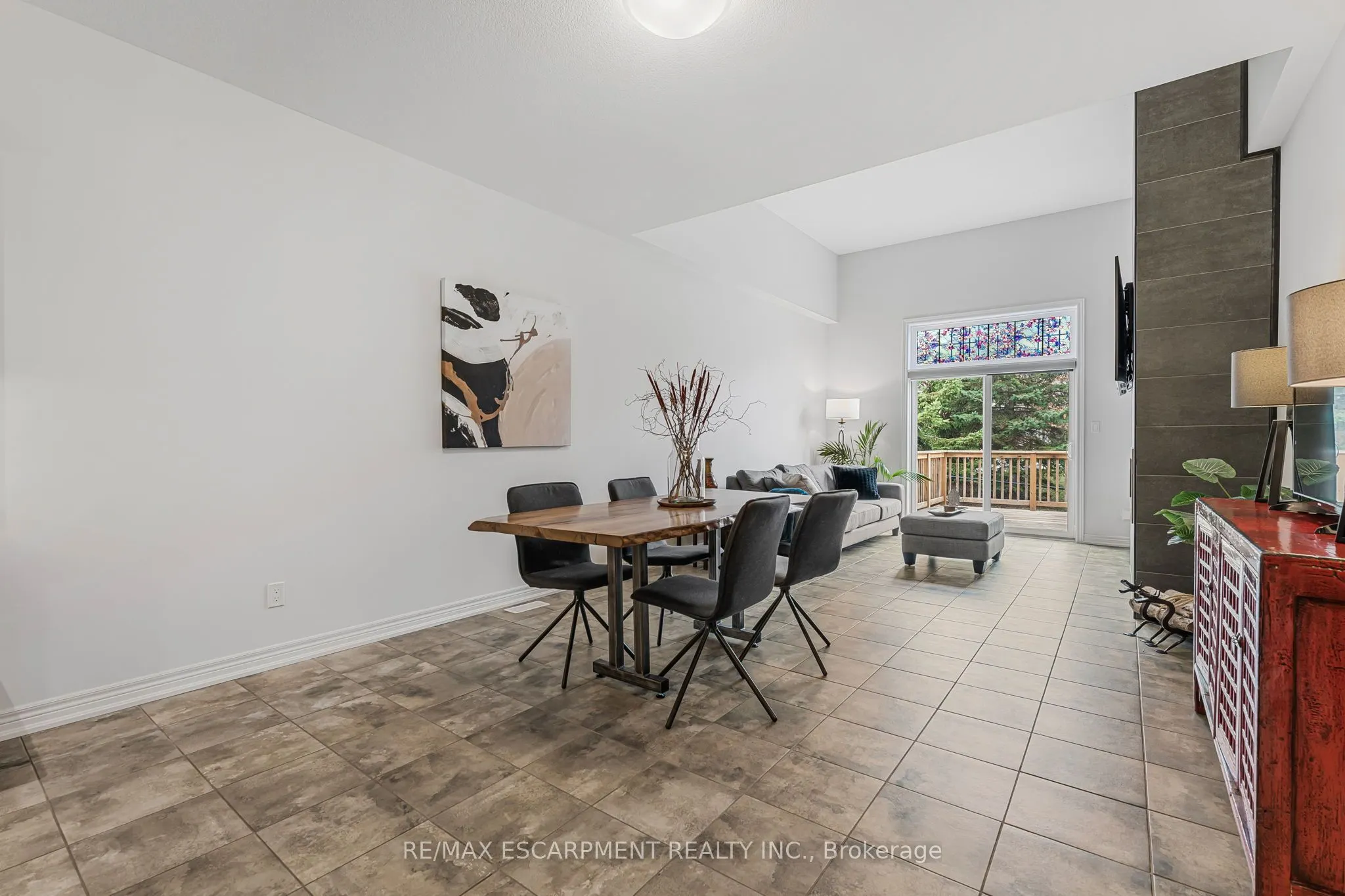 2848 King Street, #5