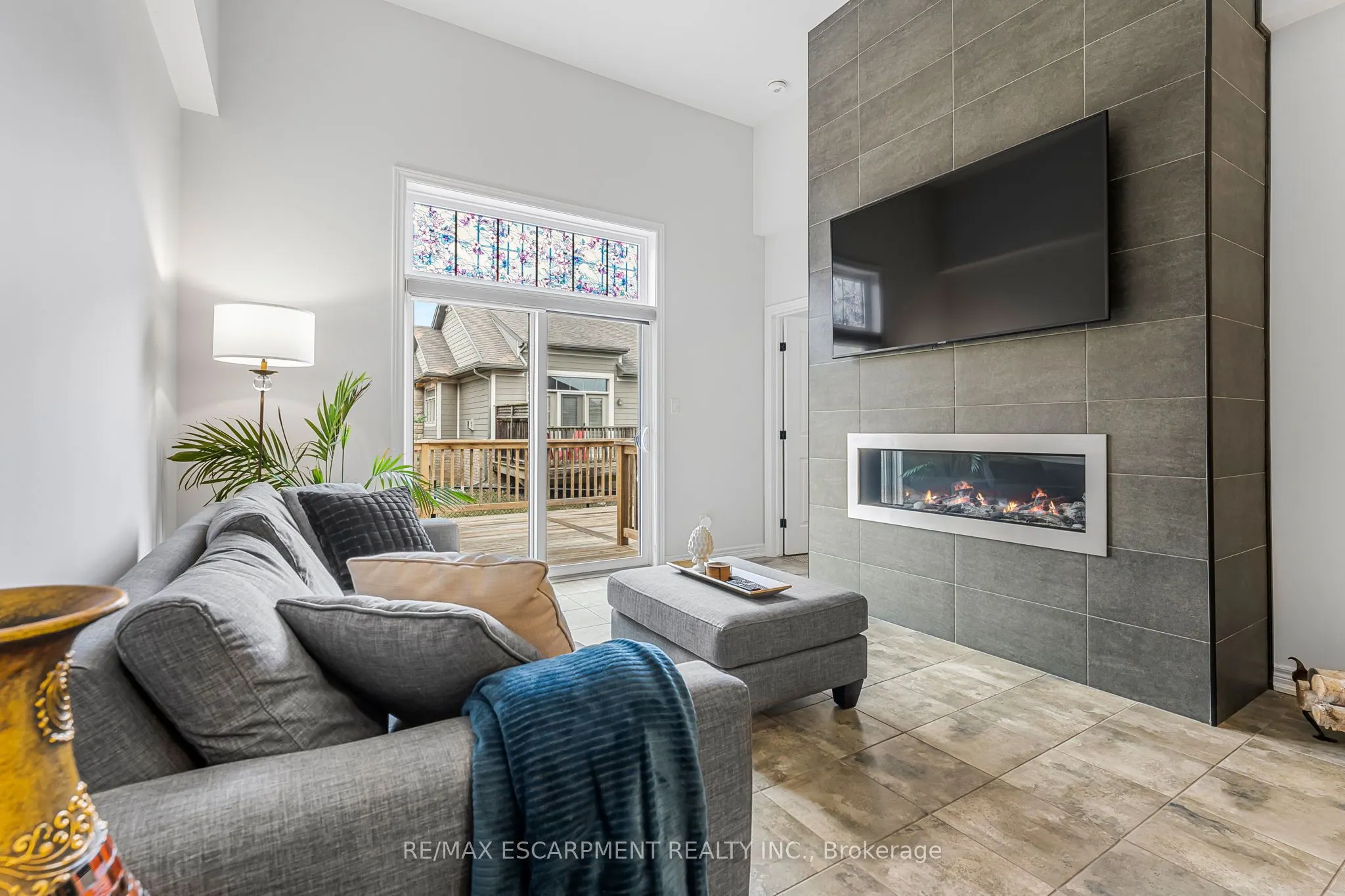 2848 King Street, #5