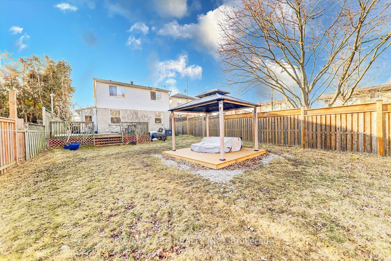 60 Pochon Avenue