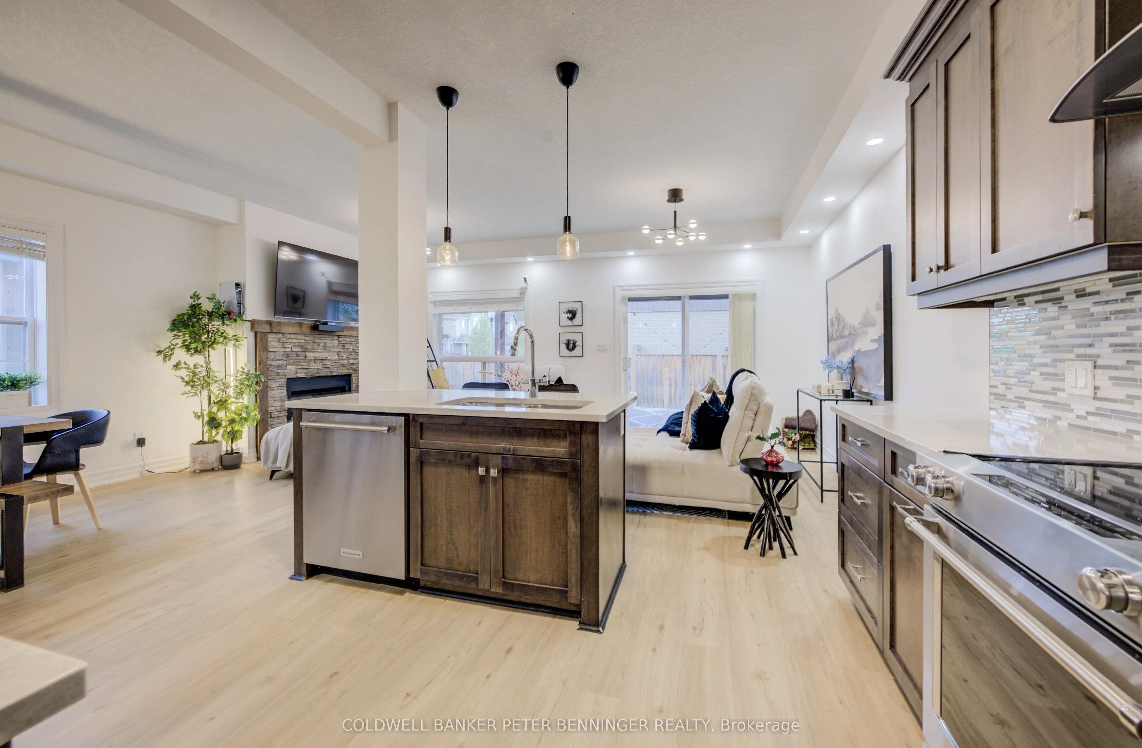 275 Falconridge Drive
