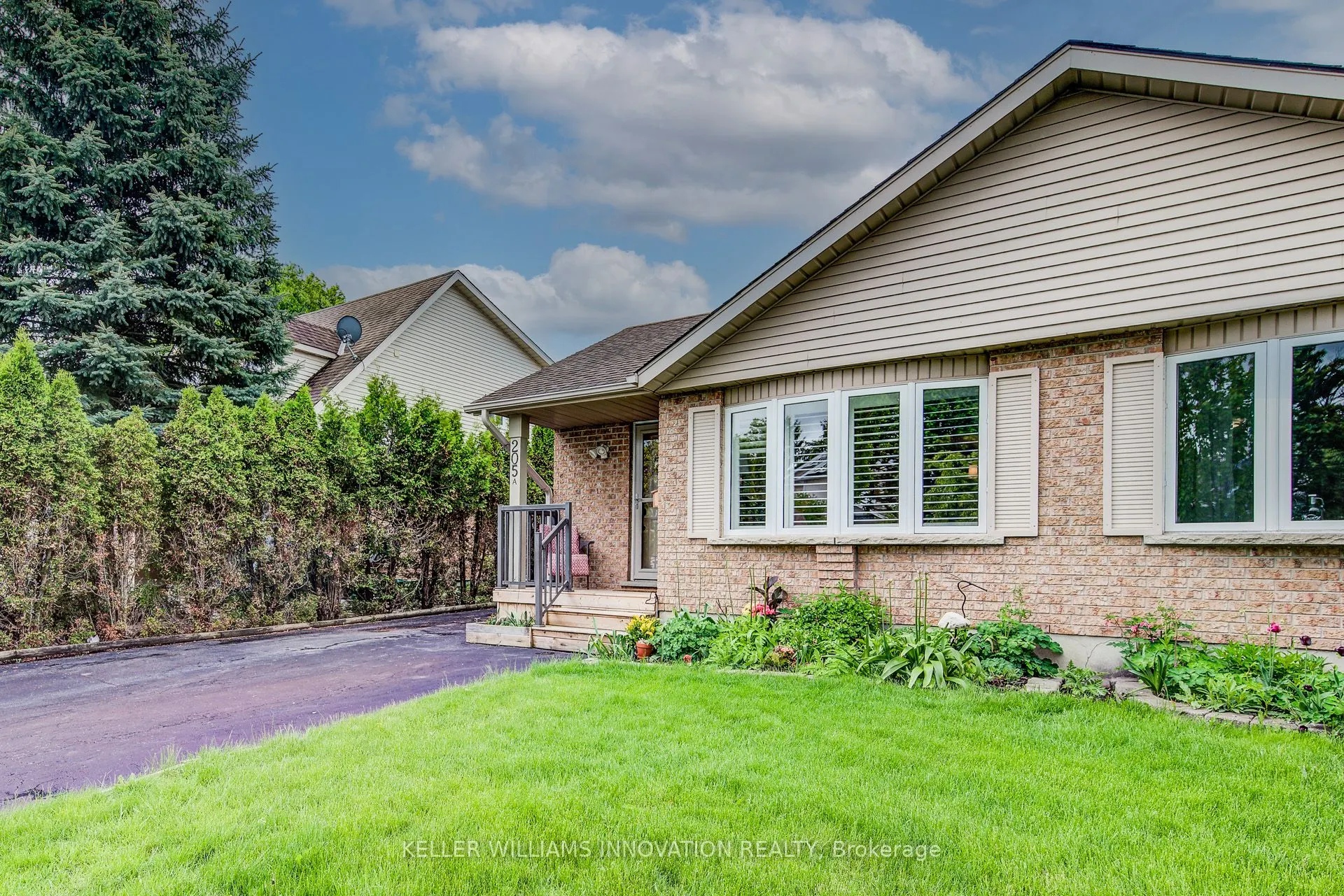 205 AUBURN Drive, #A
