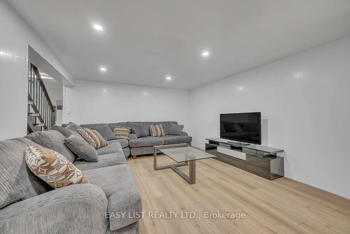 684 Gallivan Road