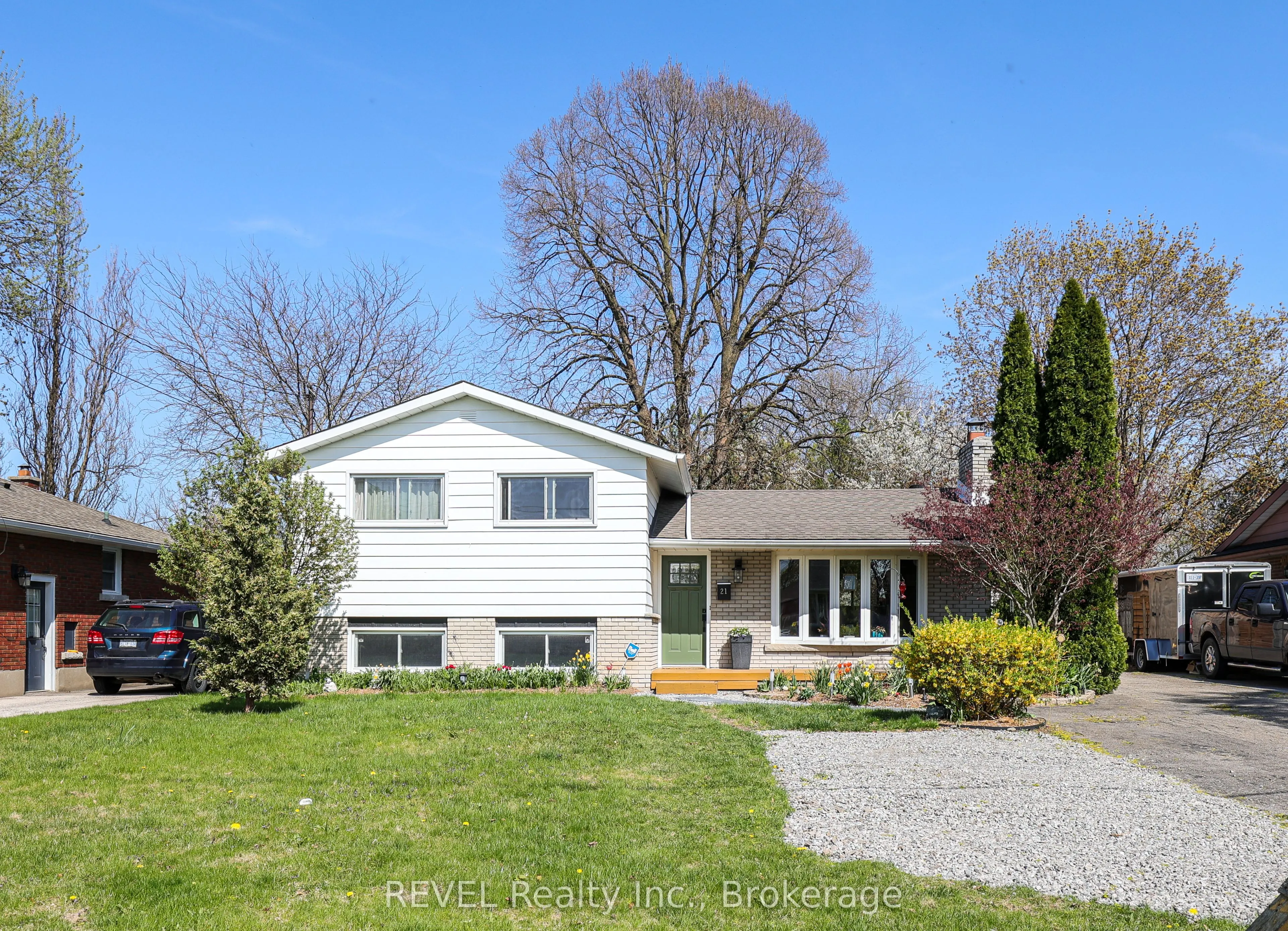 21 Foxglove Avenue