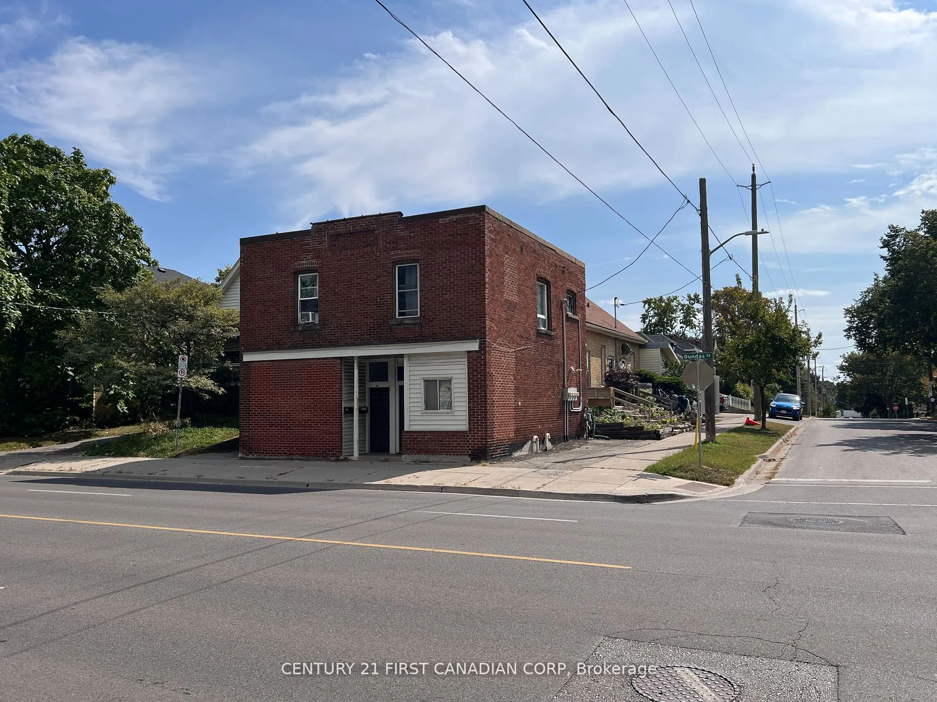 1267 Dundas Street