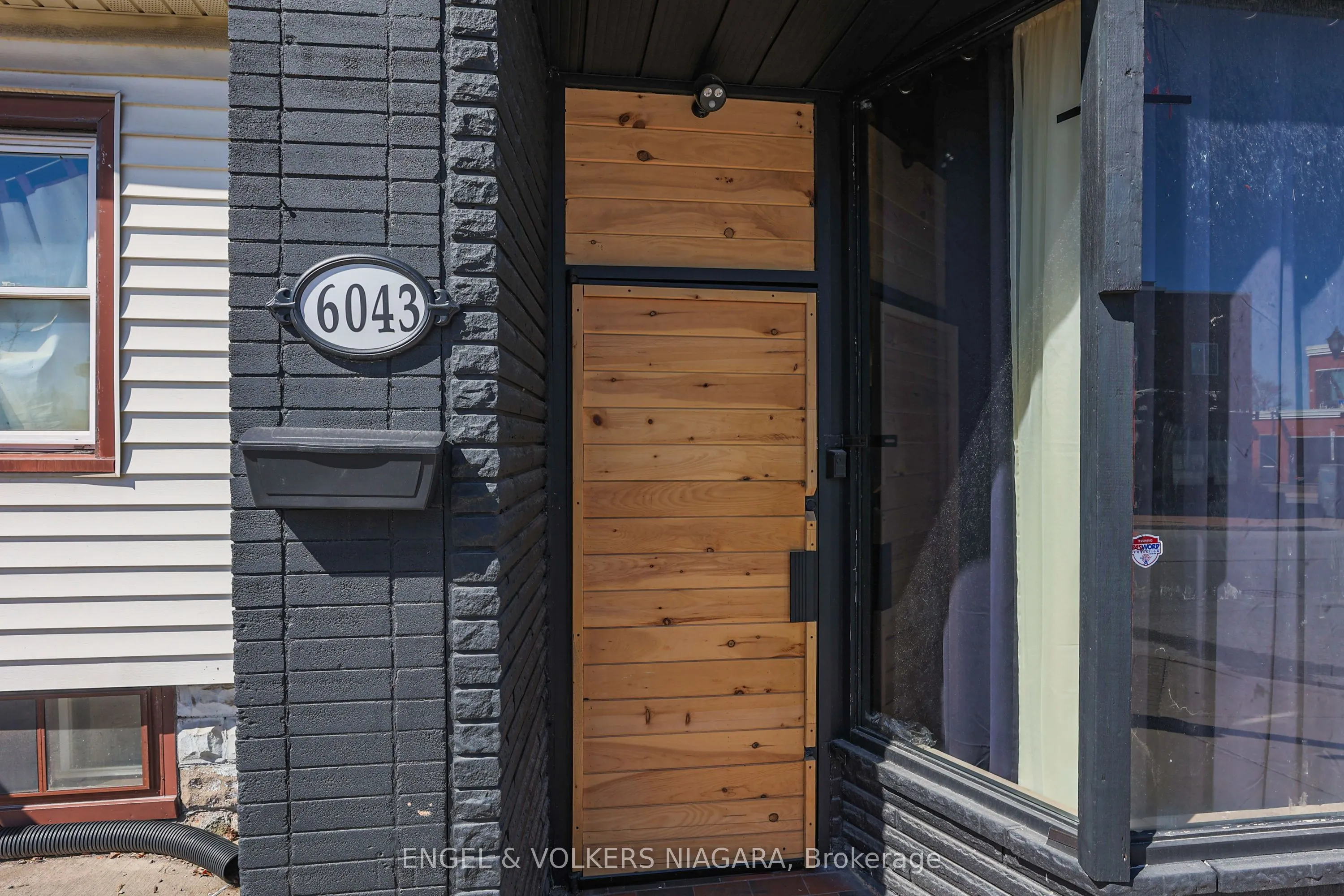 6043 Main Street