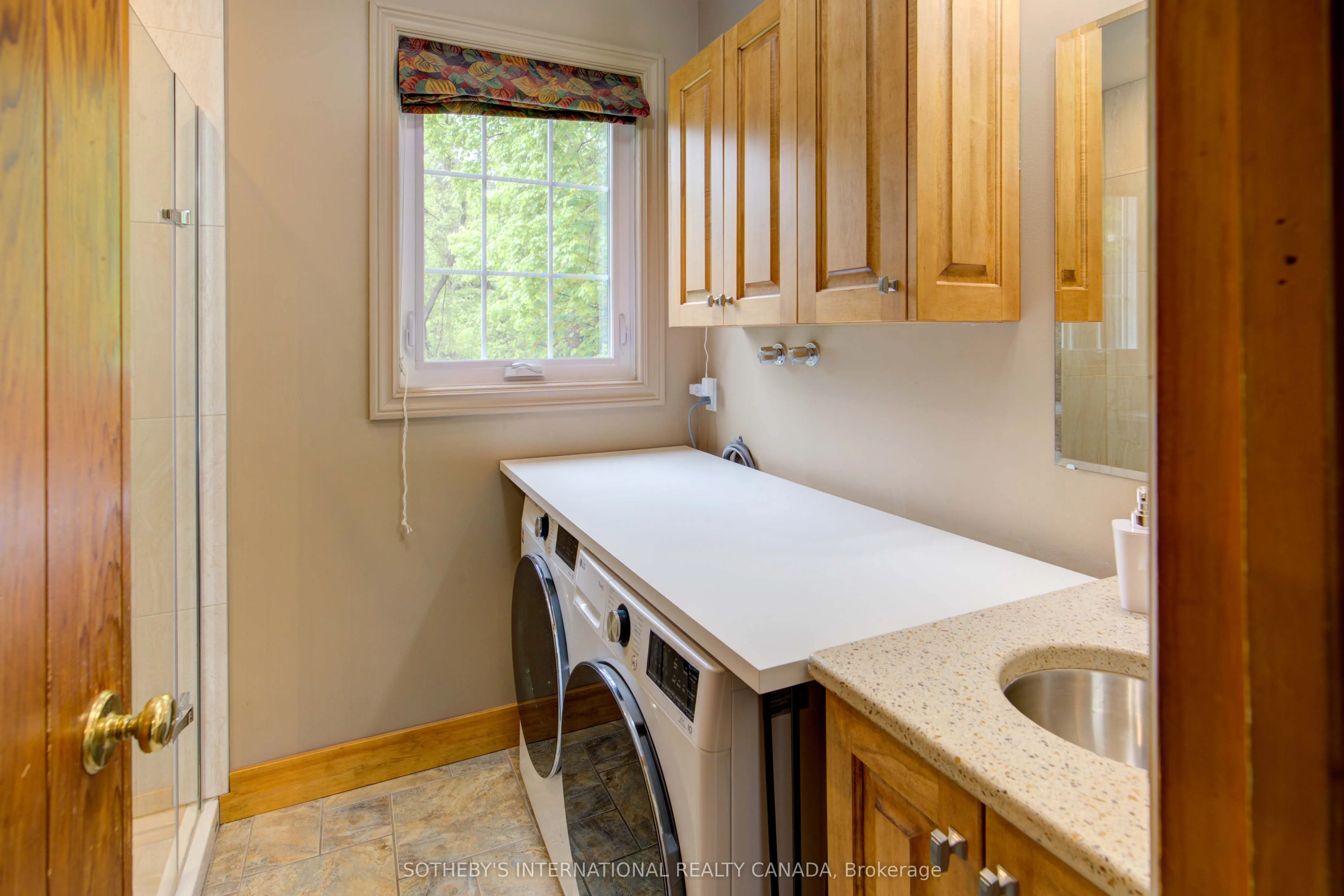 1824 County Rd 46