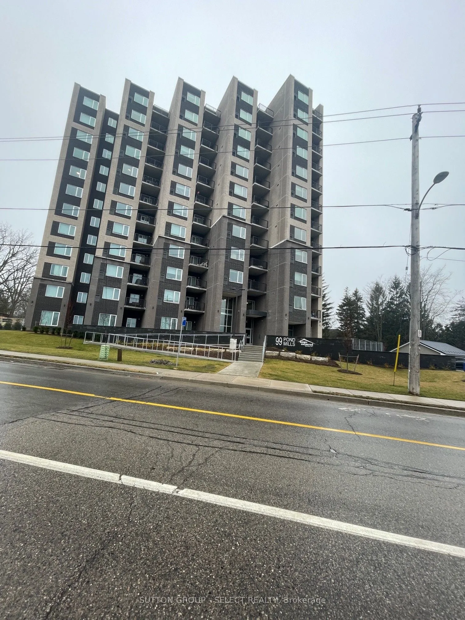 99 POND MILLS Road, #809