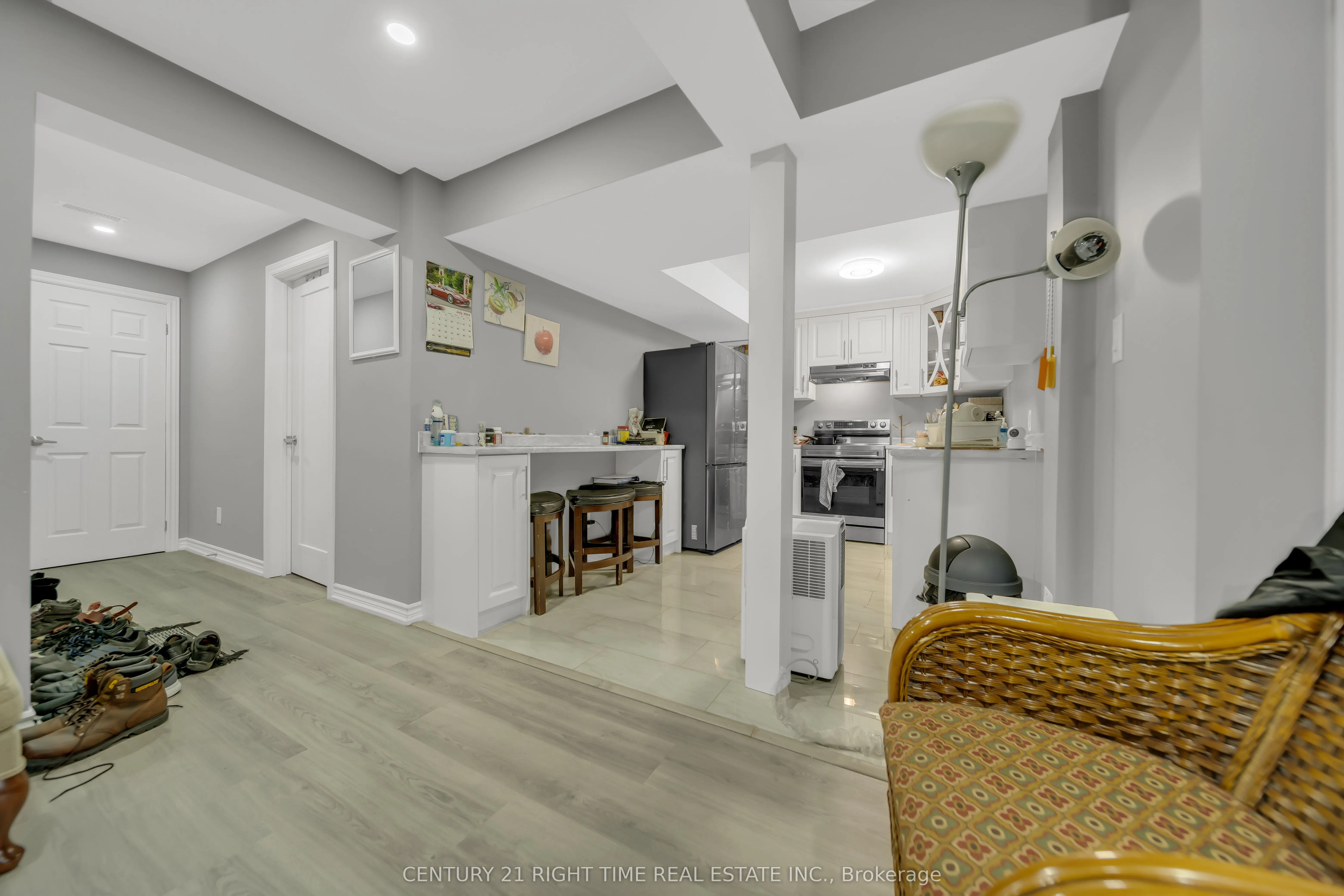 1161 Upper Thames Drive