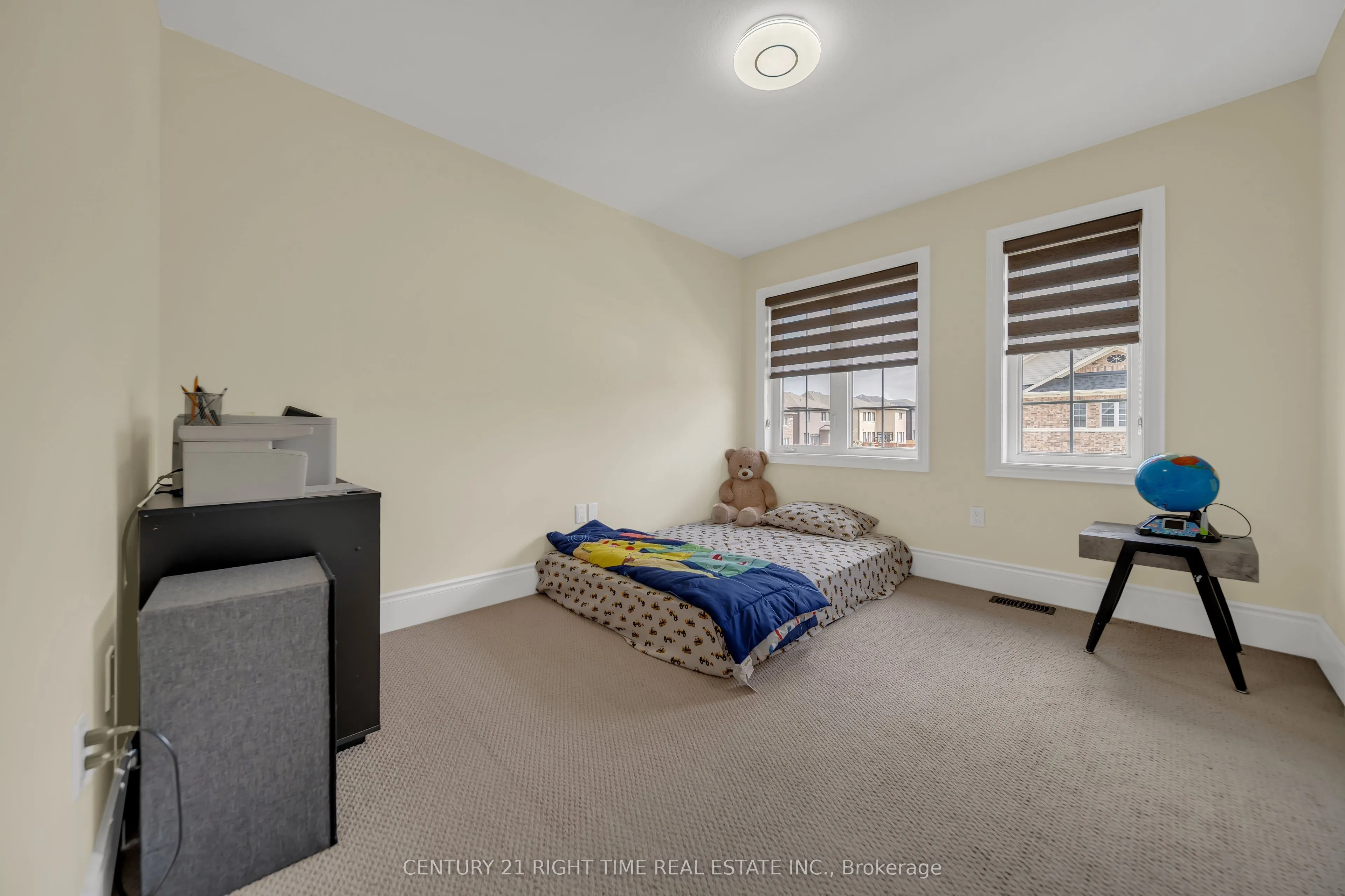 1161 Upper Thames Drive