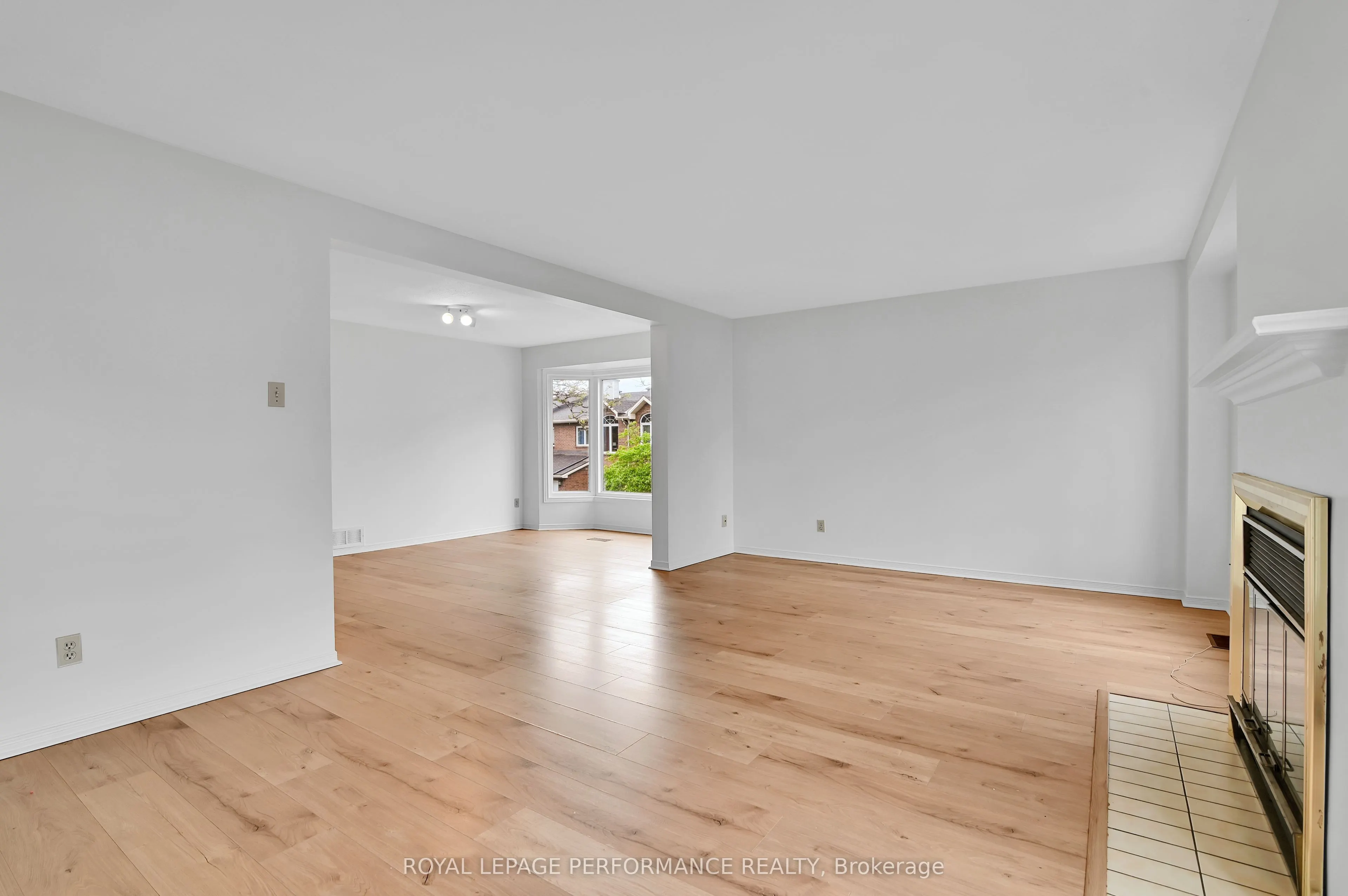 1838 Summerfields Crescent, #17