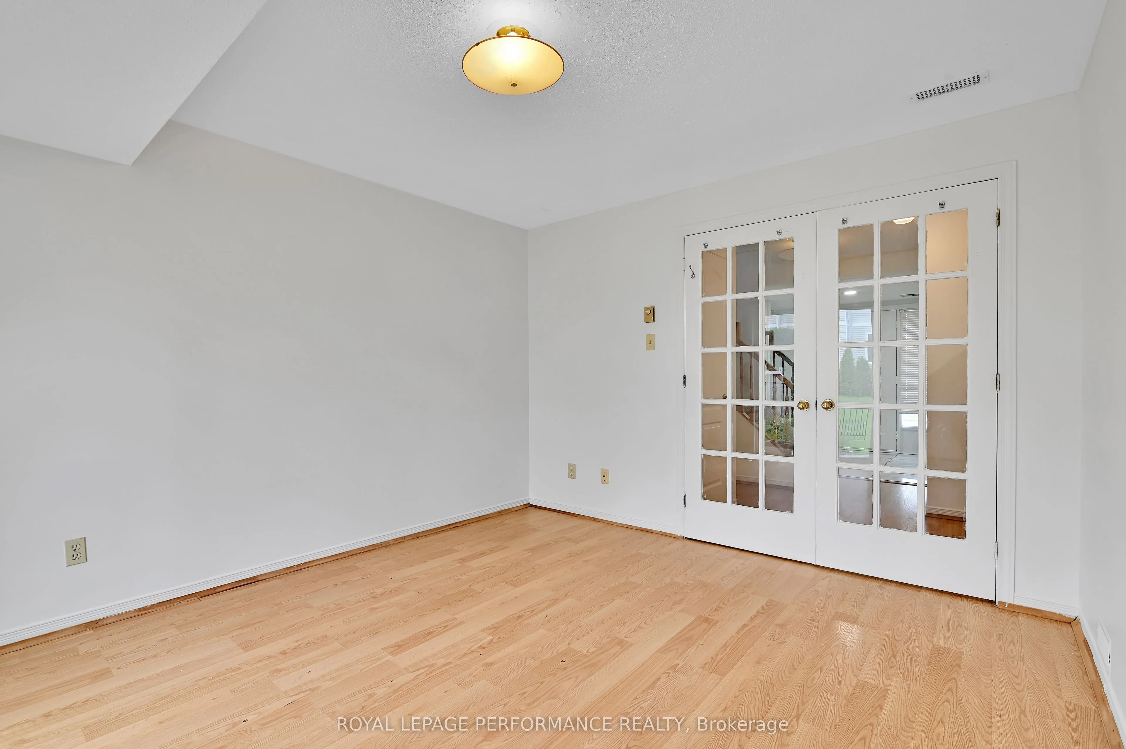 1838 Summerfields Crescent, #17