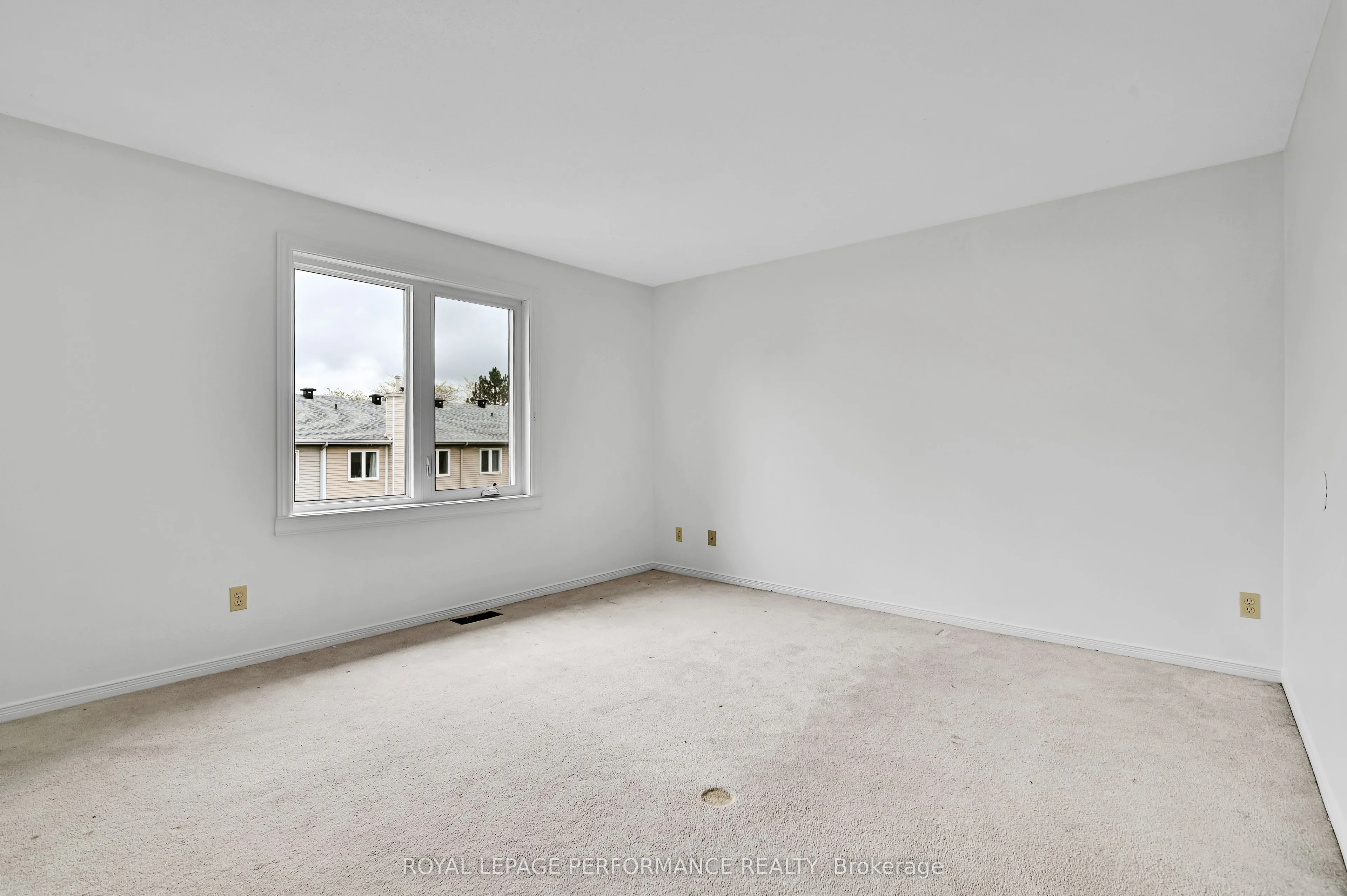 1838 Summerfields Crescent, #17
