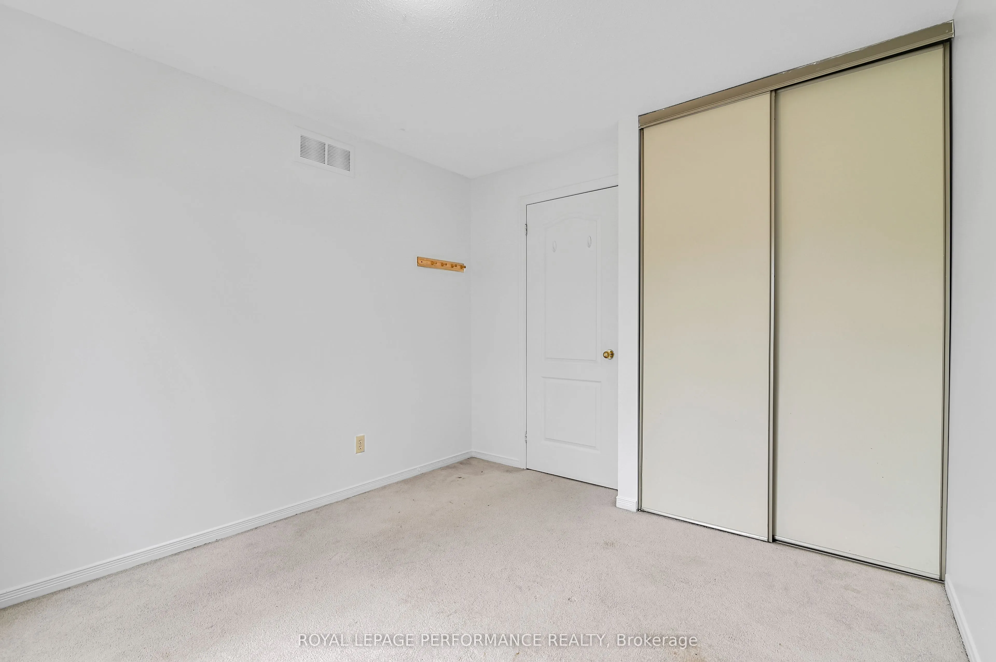 1838 Summerfields Crescent, #17