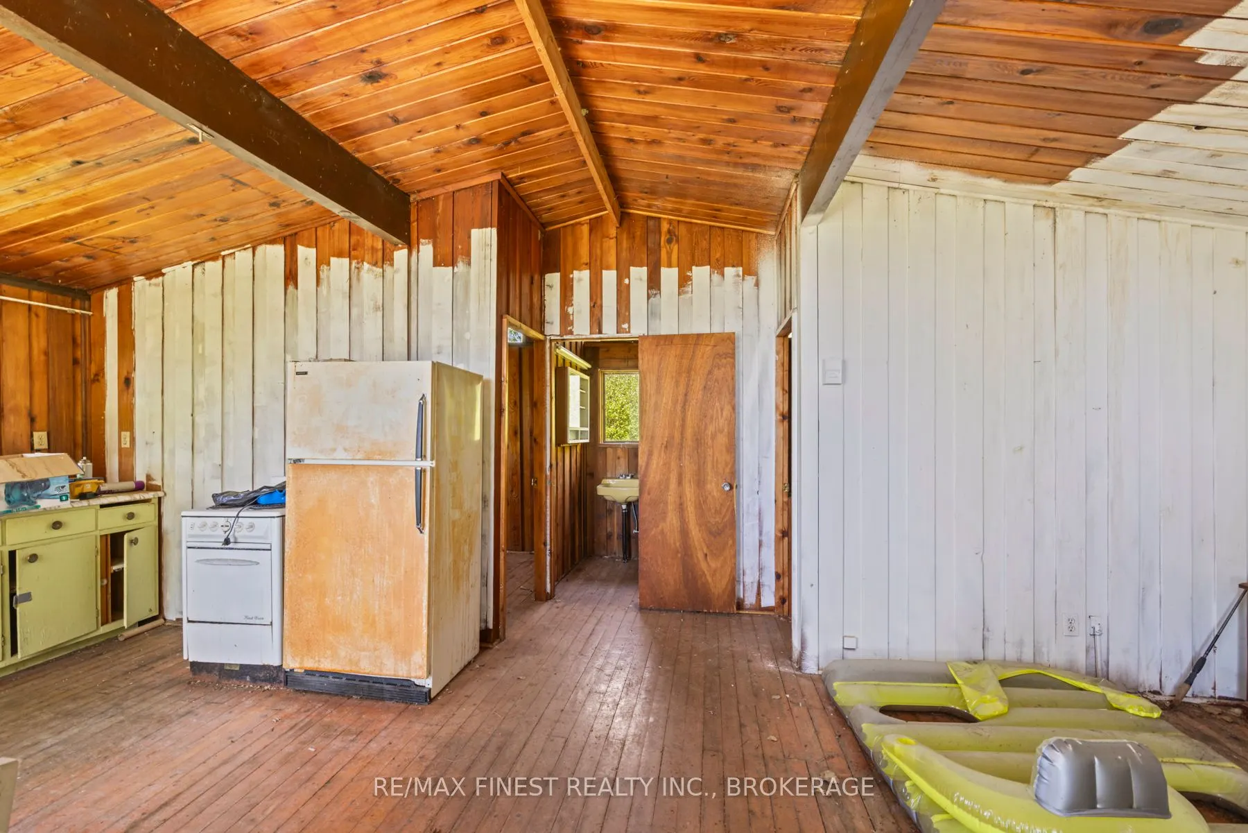 212 Perch Cove Lane