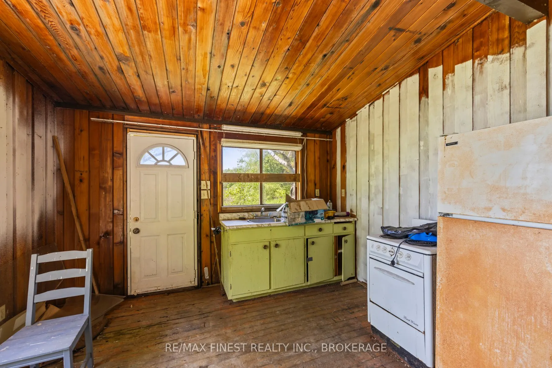 212 Perch Cove Lane