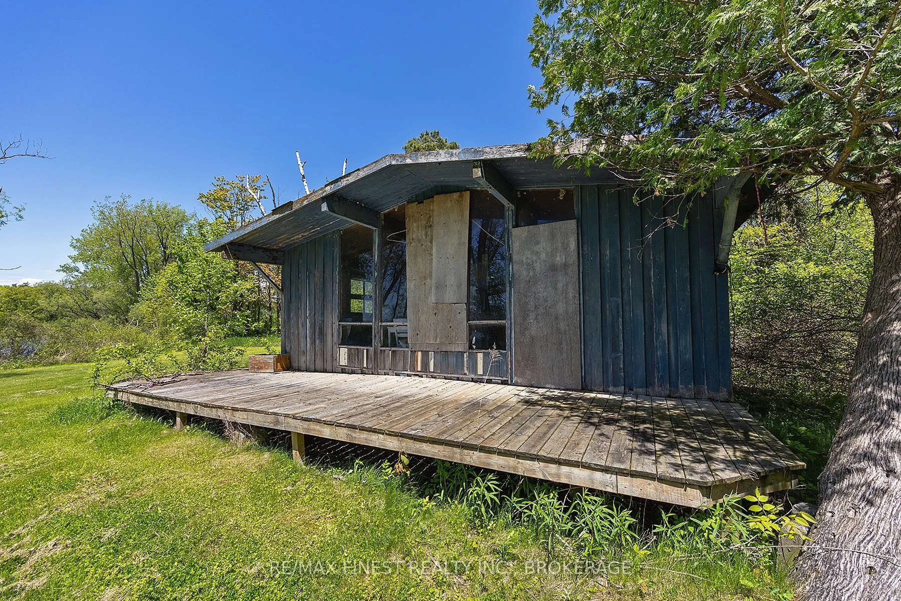 212 Perch Cove Lane