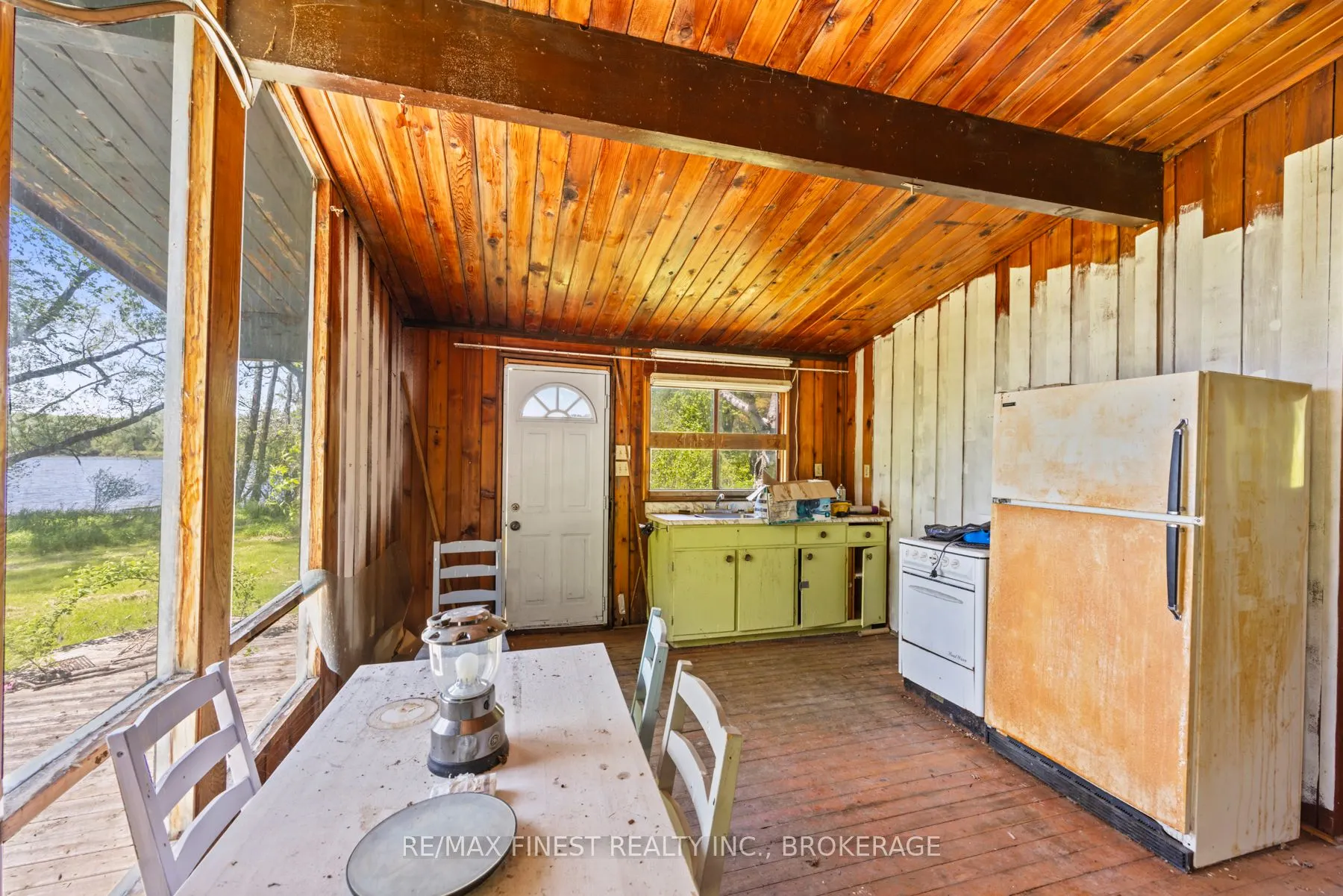 212 Perch Cove Lane