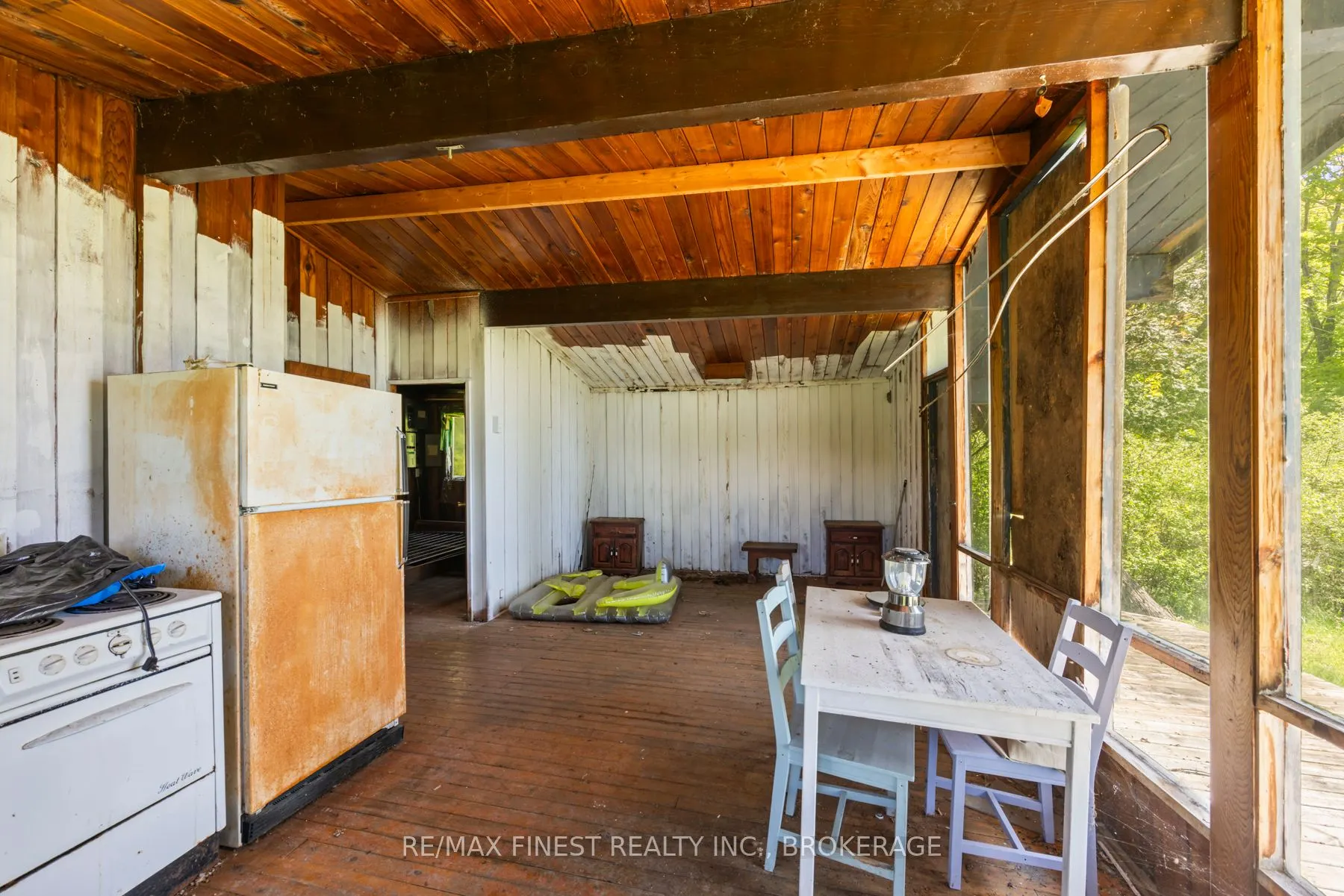 212 Perch Cove Lane