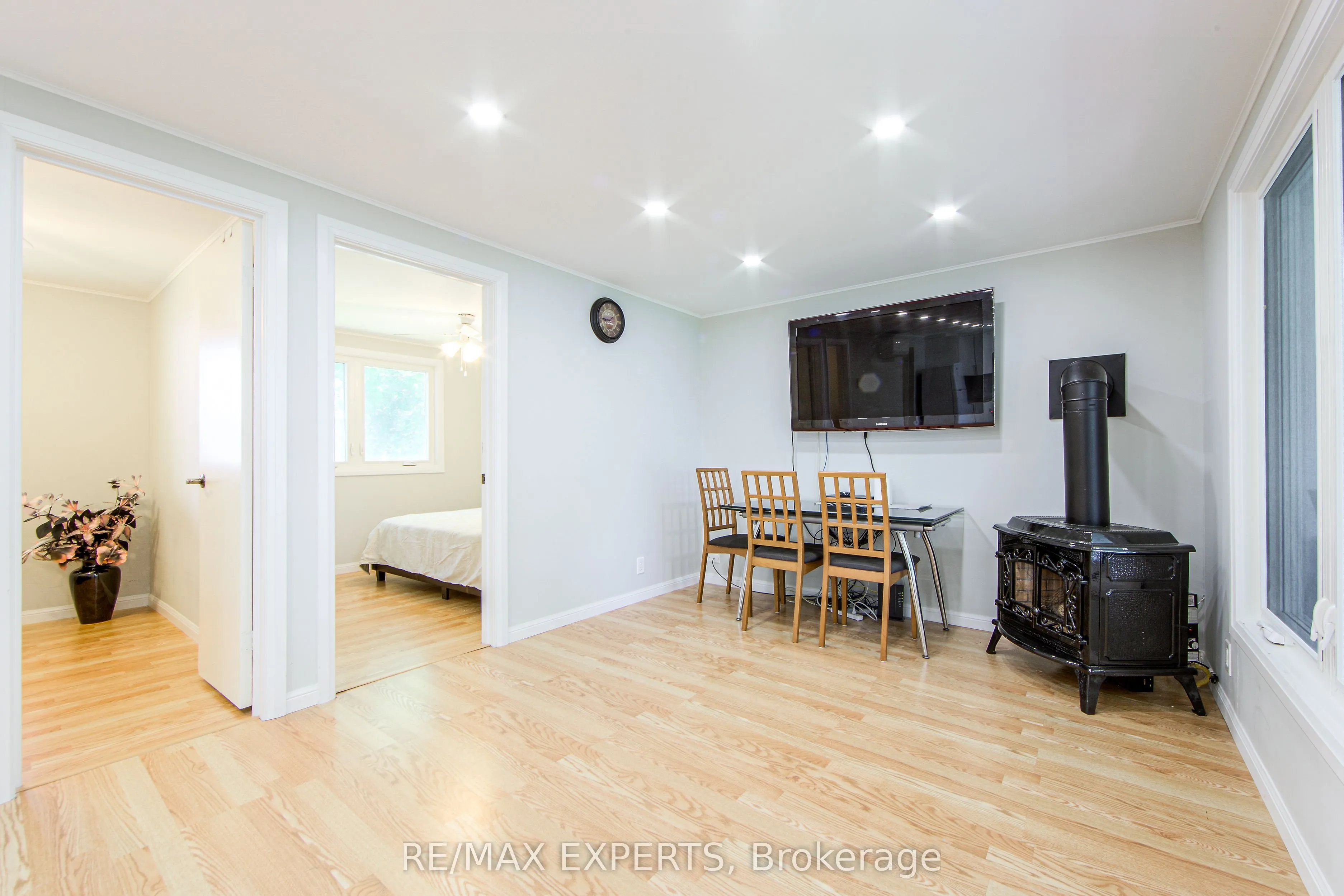 24 Riverside Drive