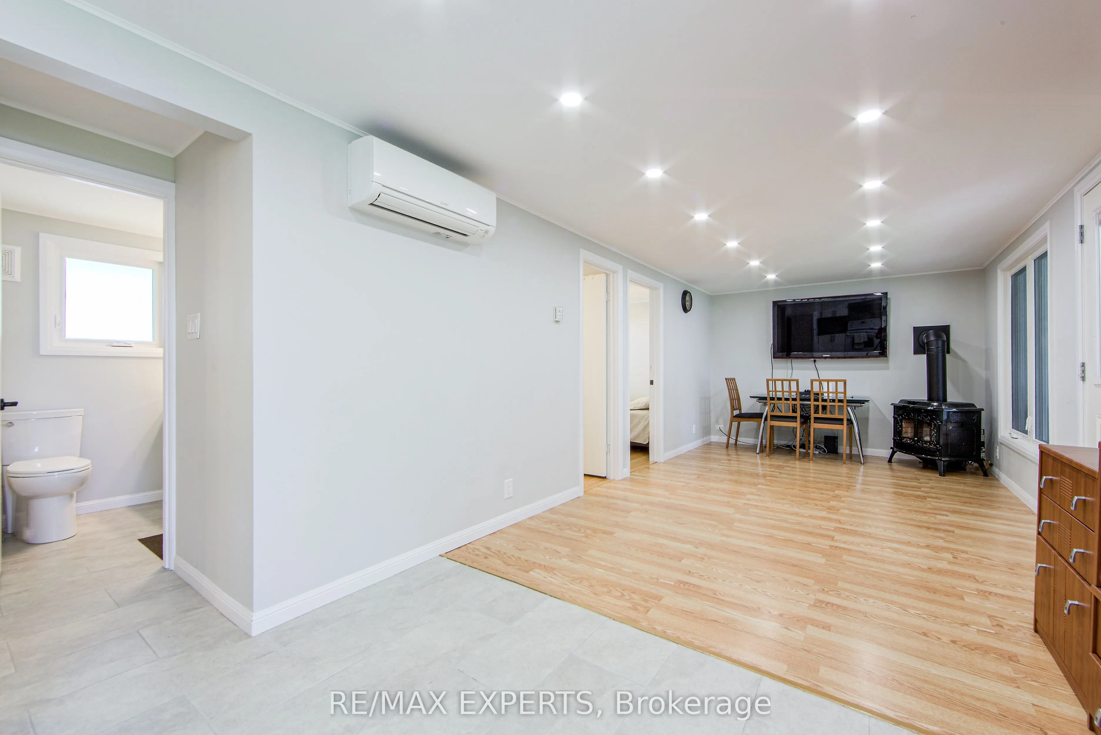 24 Riverside Drive
