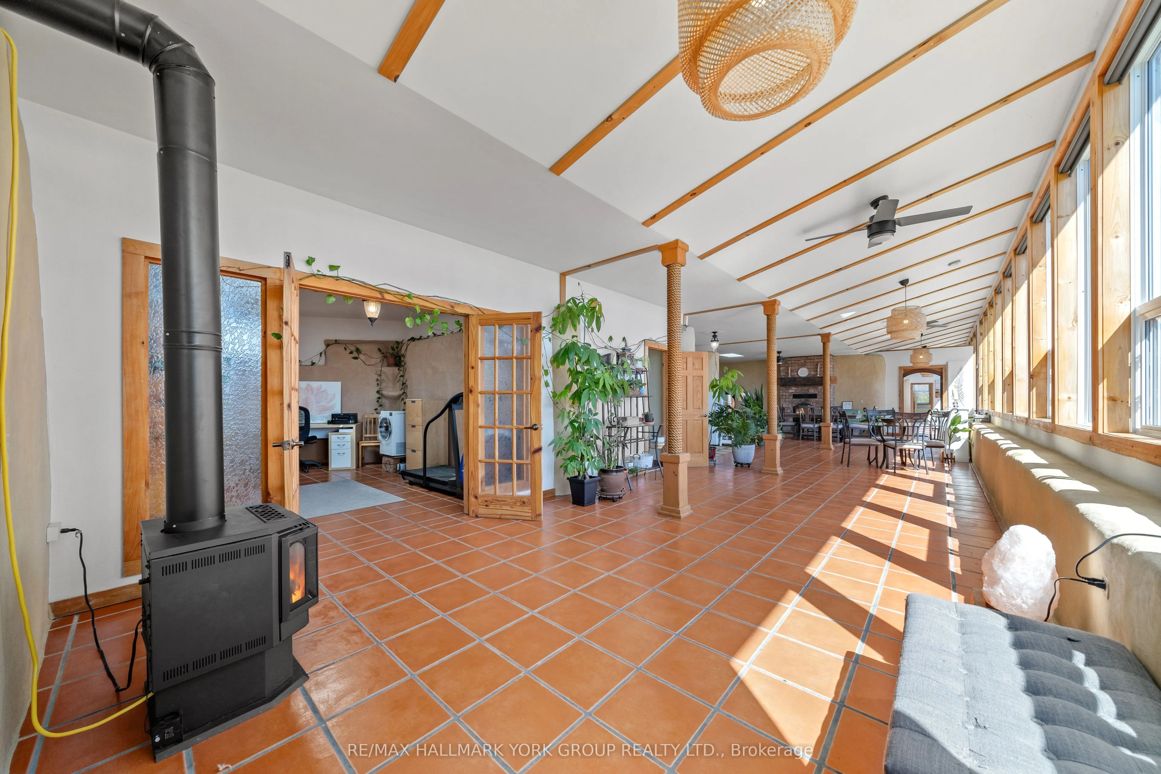 1375 Queensborough Road