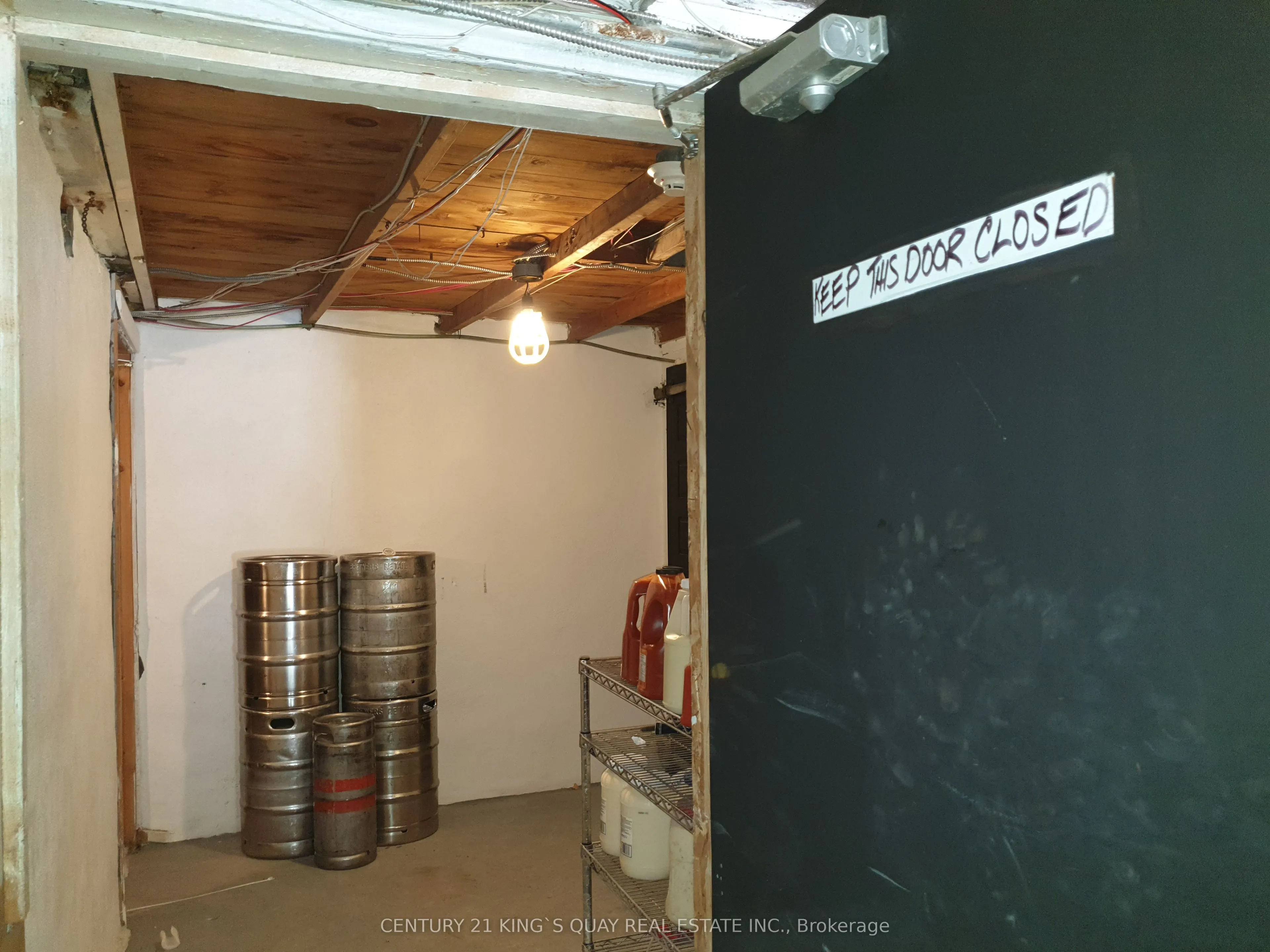 34 Lindsay Street S, #GF