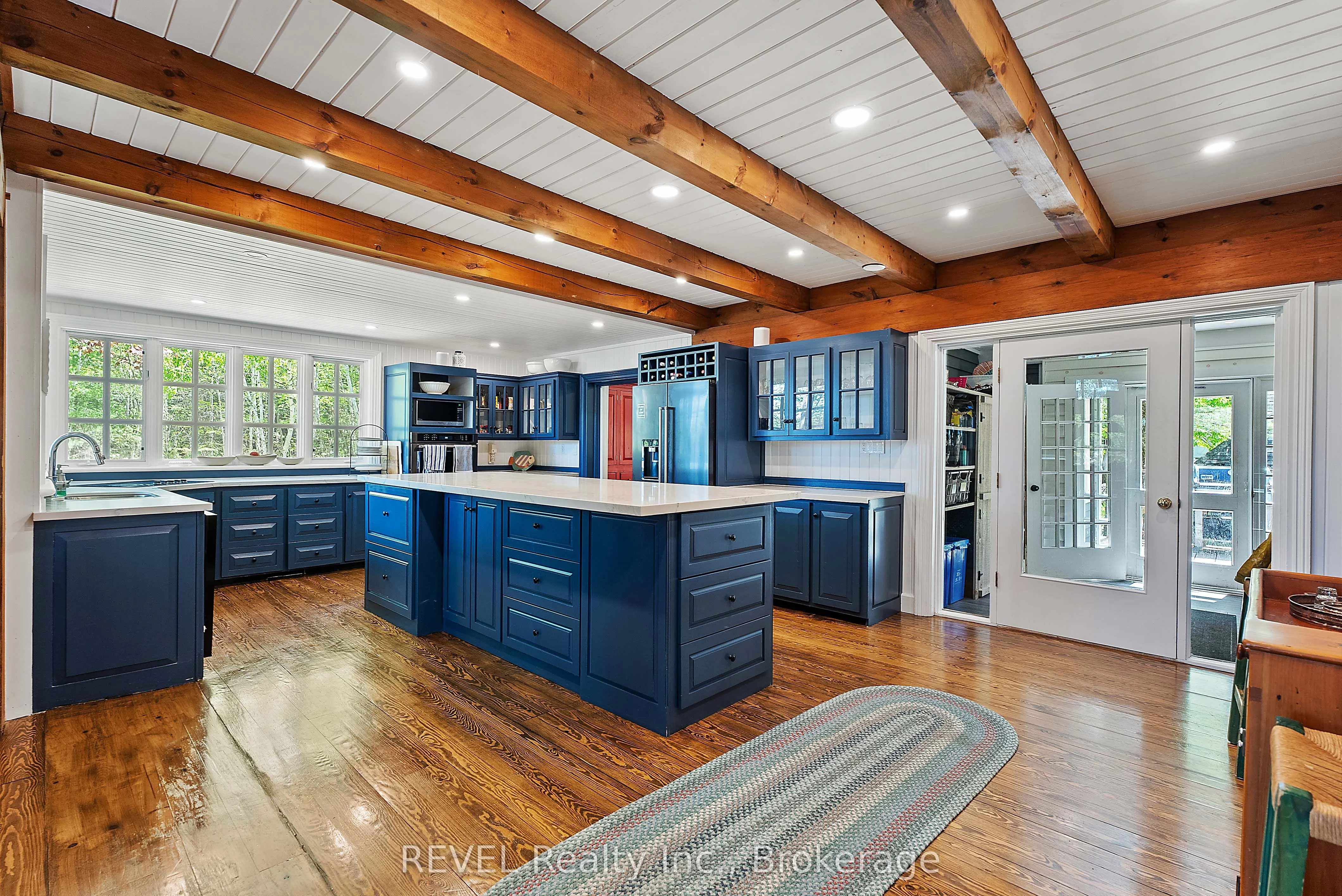 14-M72 Grandview Island