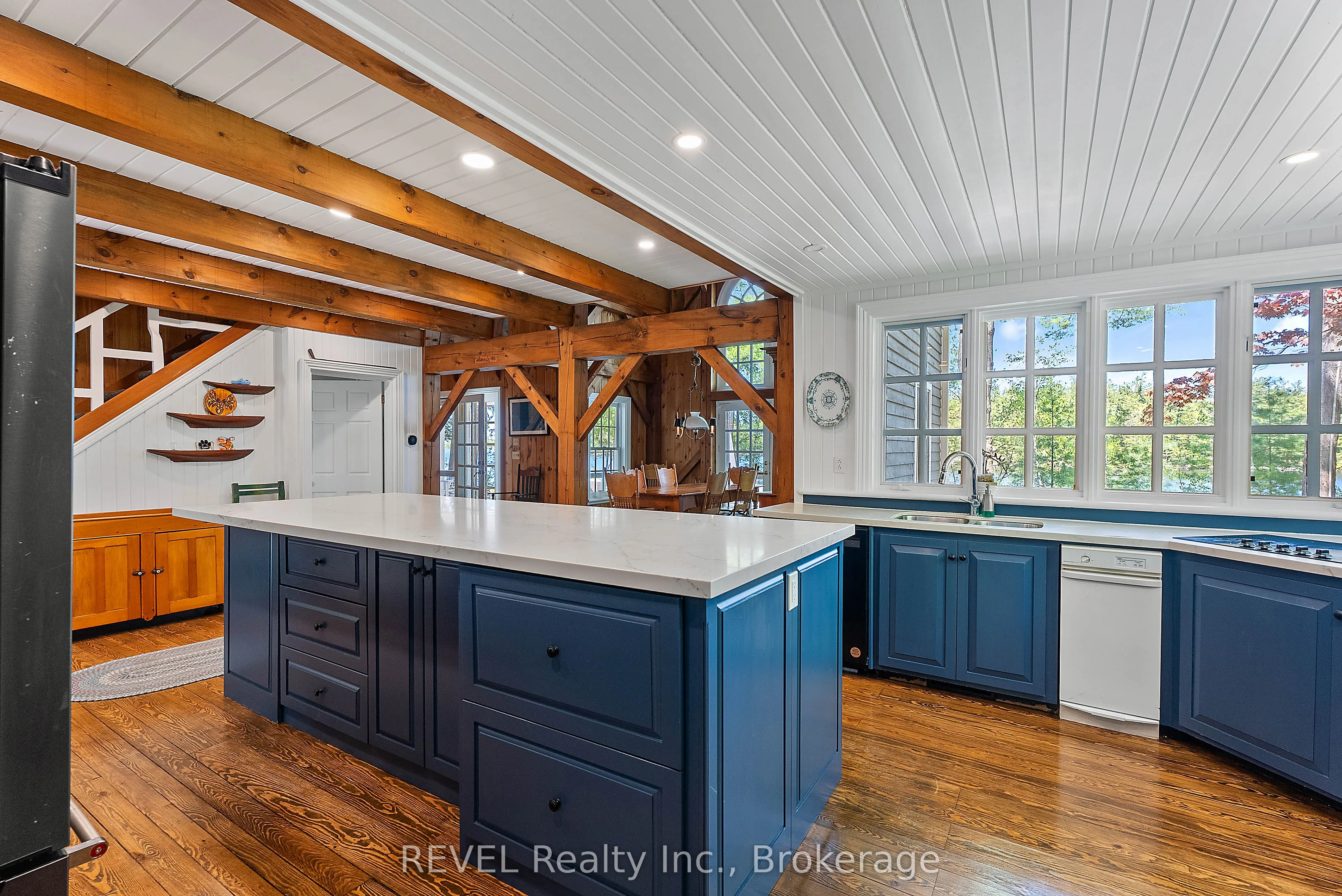 14-M72 Grandview Island