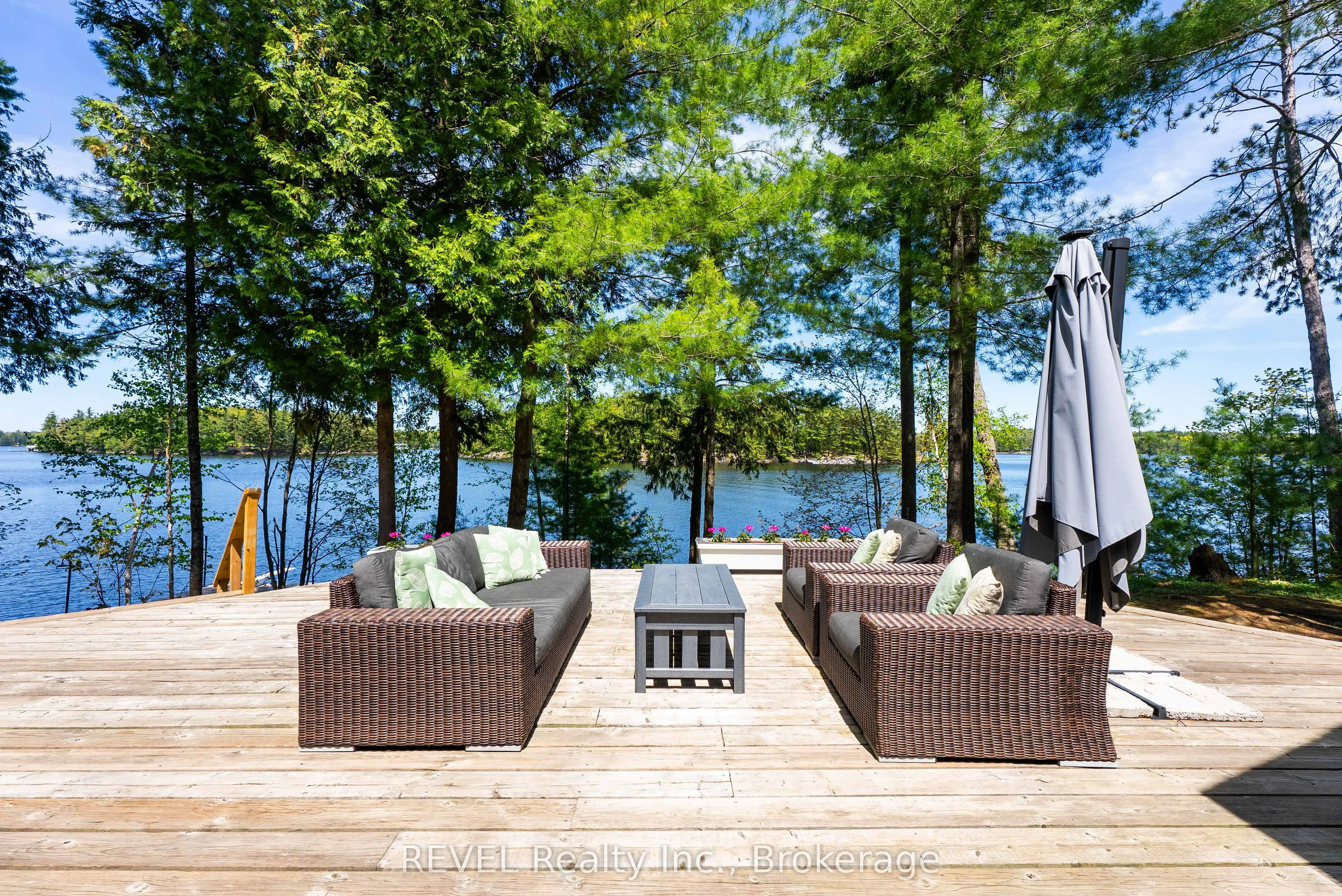 14-M72 Grandview Island