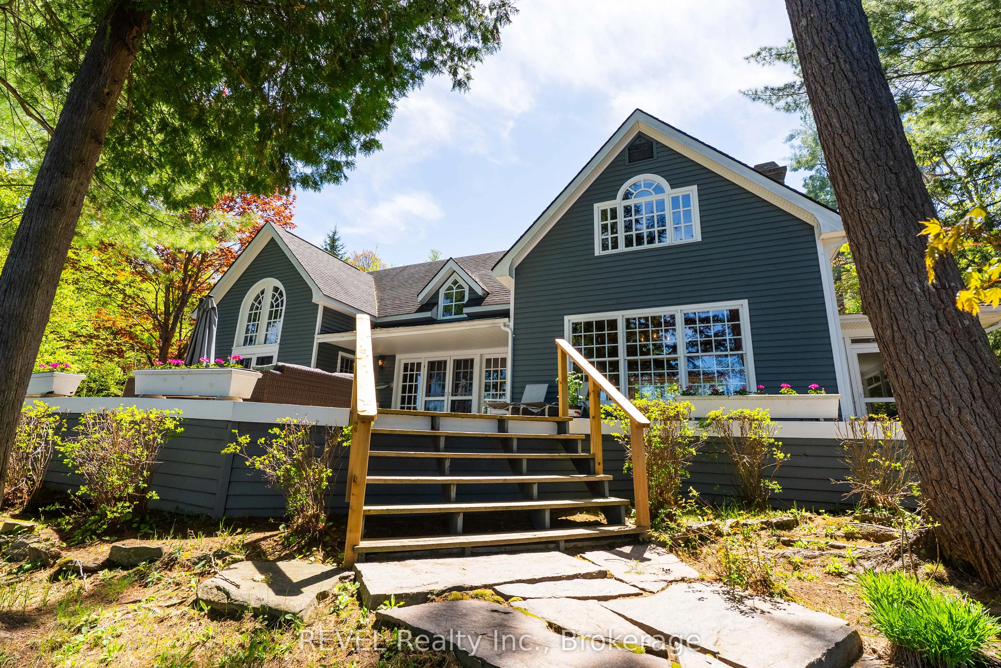 14-M72 Grandview Island