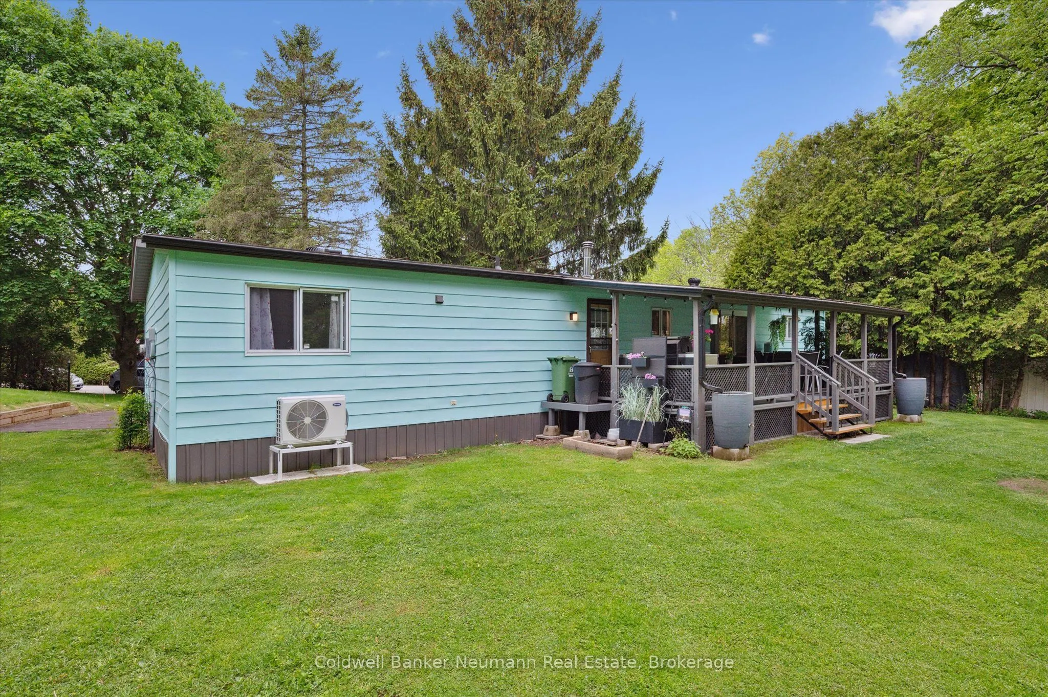 1294 Concession 8W Road W, #158 Maple