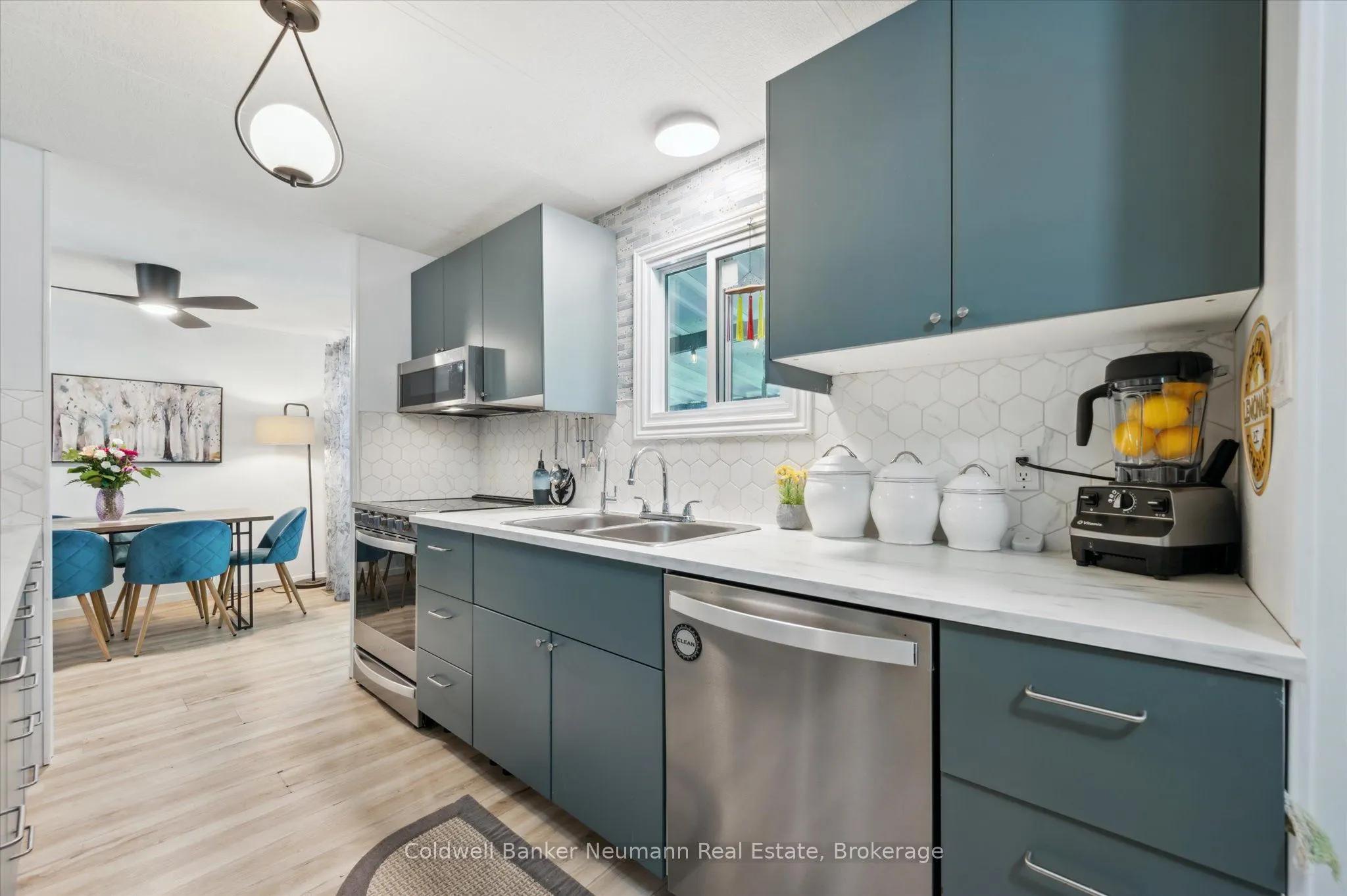 1294 Concession 8W Road W, #158 Maple