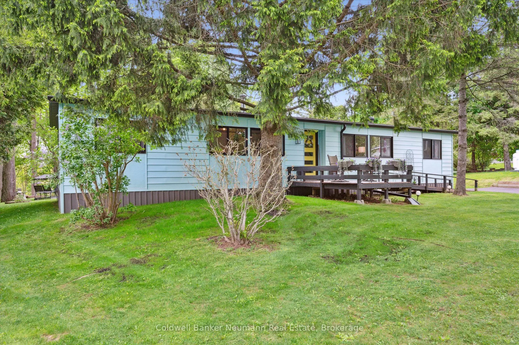 1294 Concession 8W Road W, #158 Maple