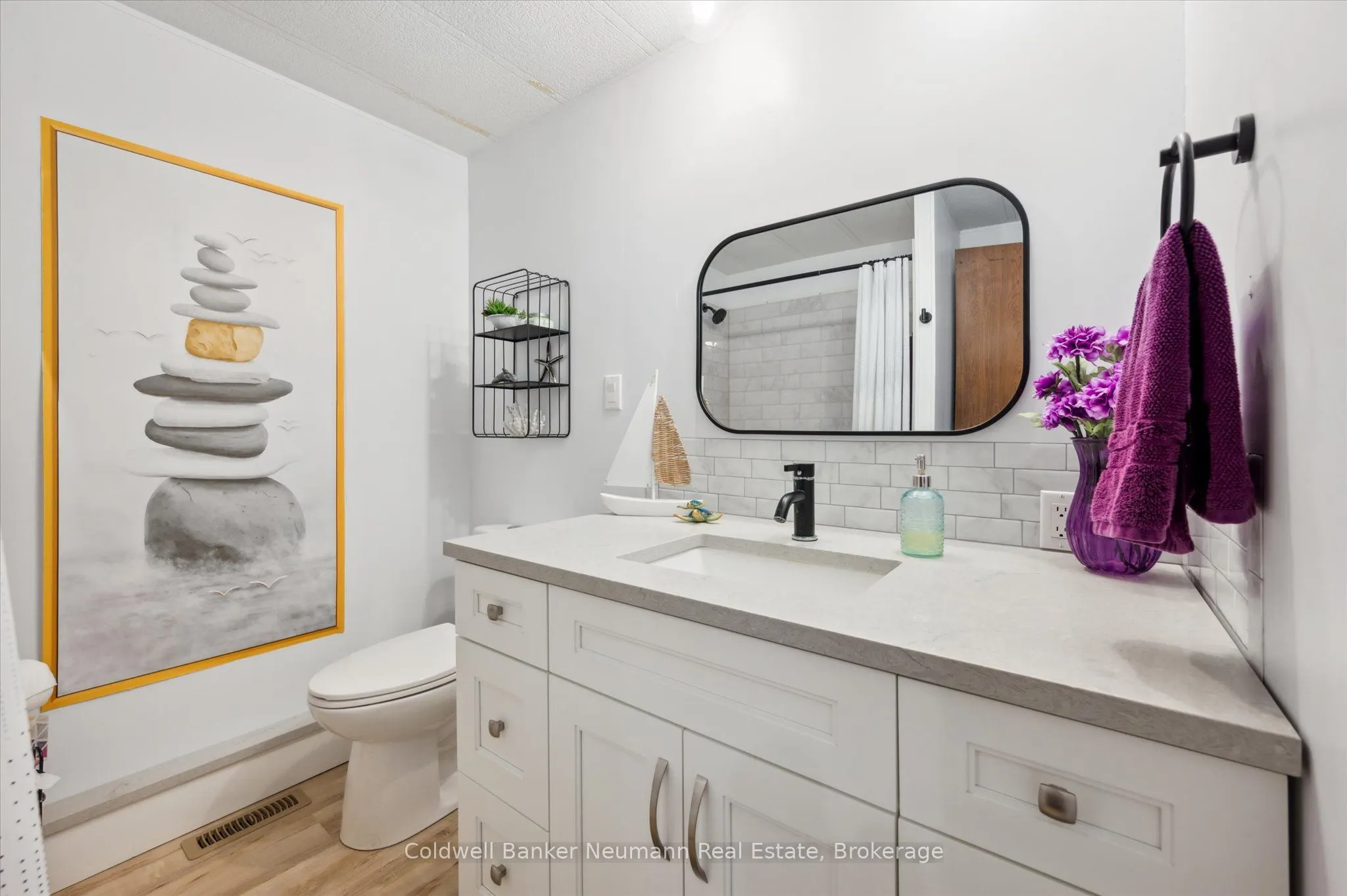 1294 Concession 8W Road W, #158 Maple