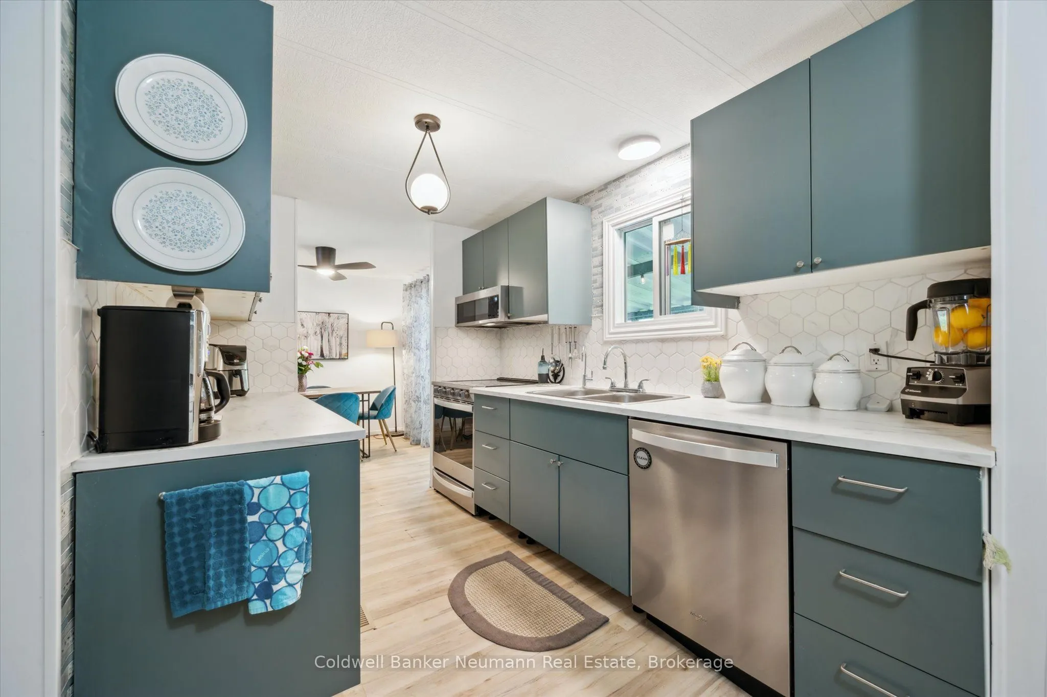 1294 Concession 8W Road W, #158 Maple
