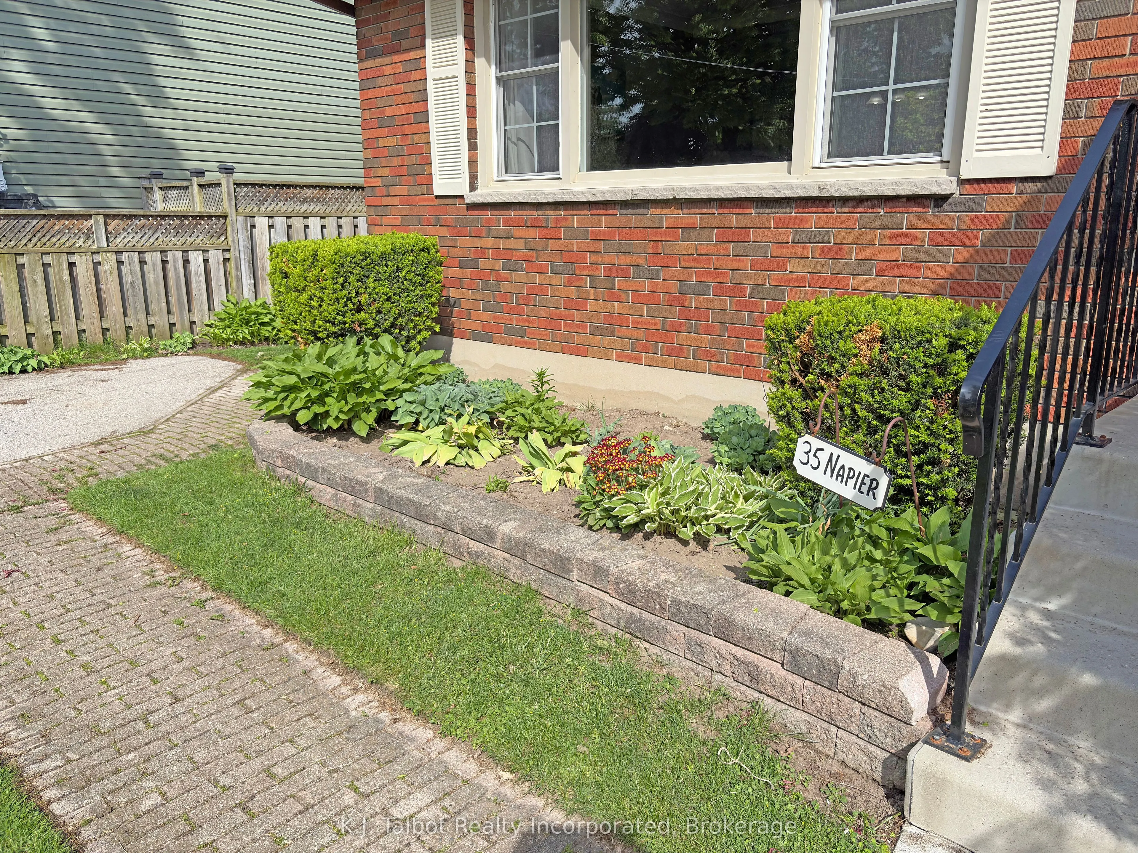 35 Napier Street