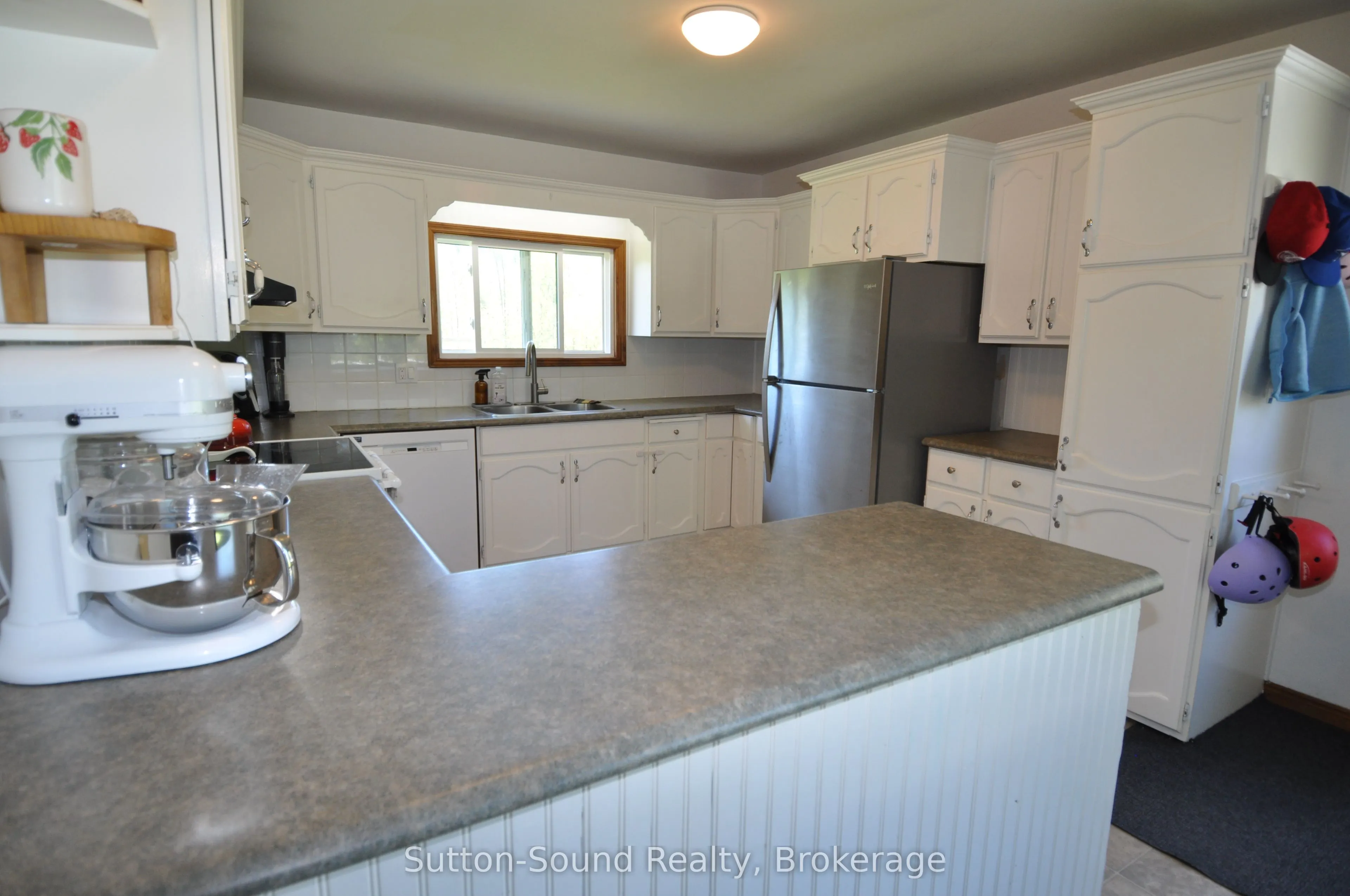 444 Balmy Beach Road