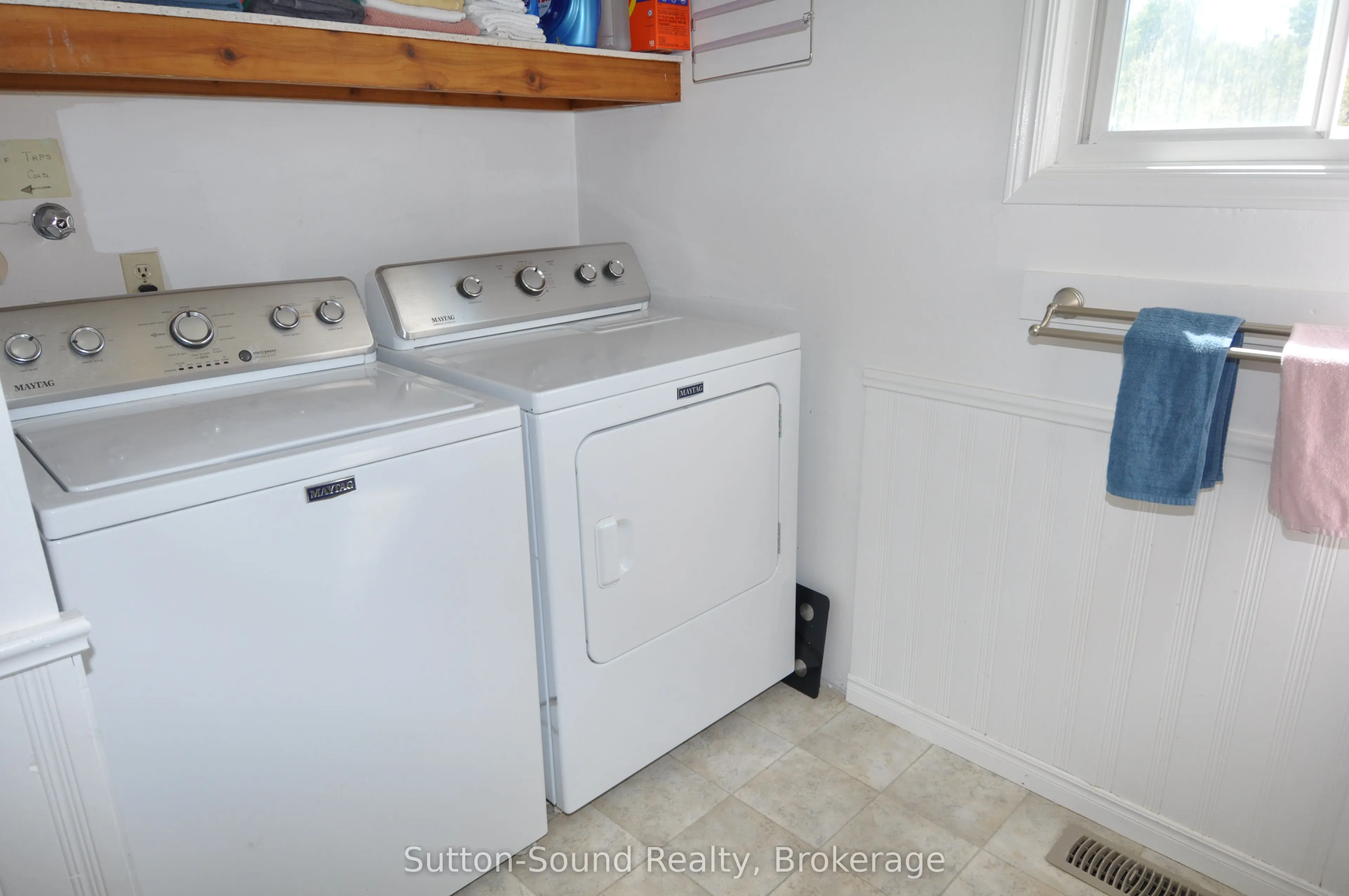 444 Balmy Beach Road