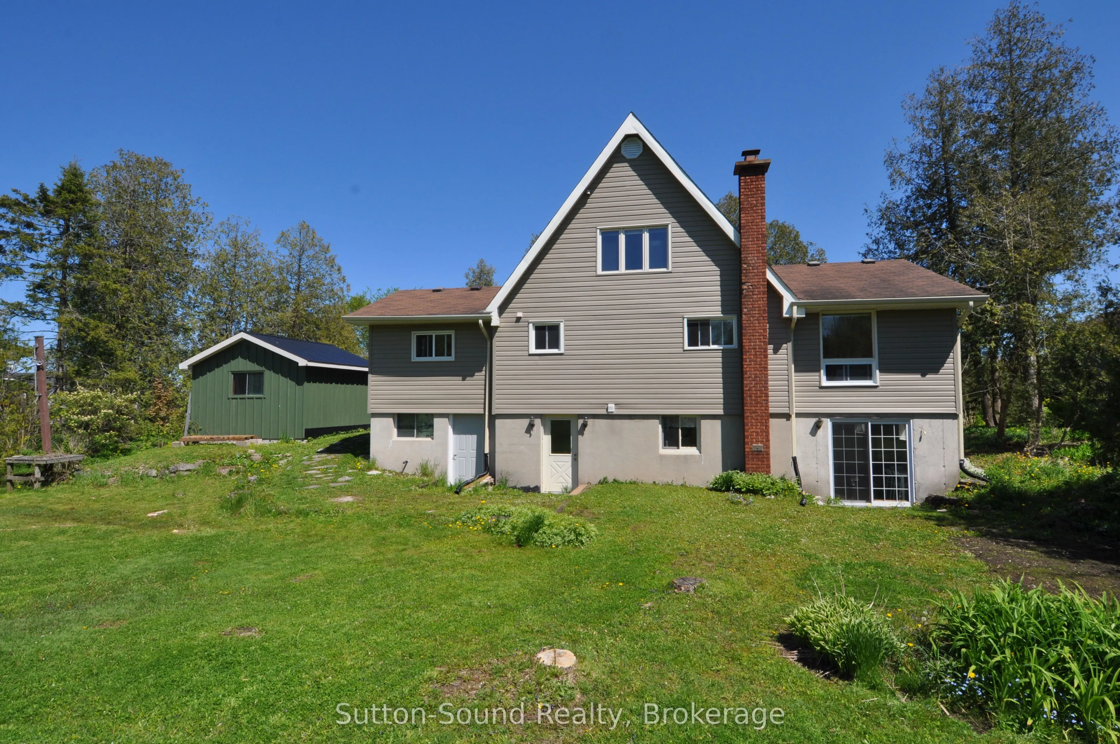 444 Balmy Beach Road