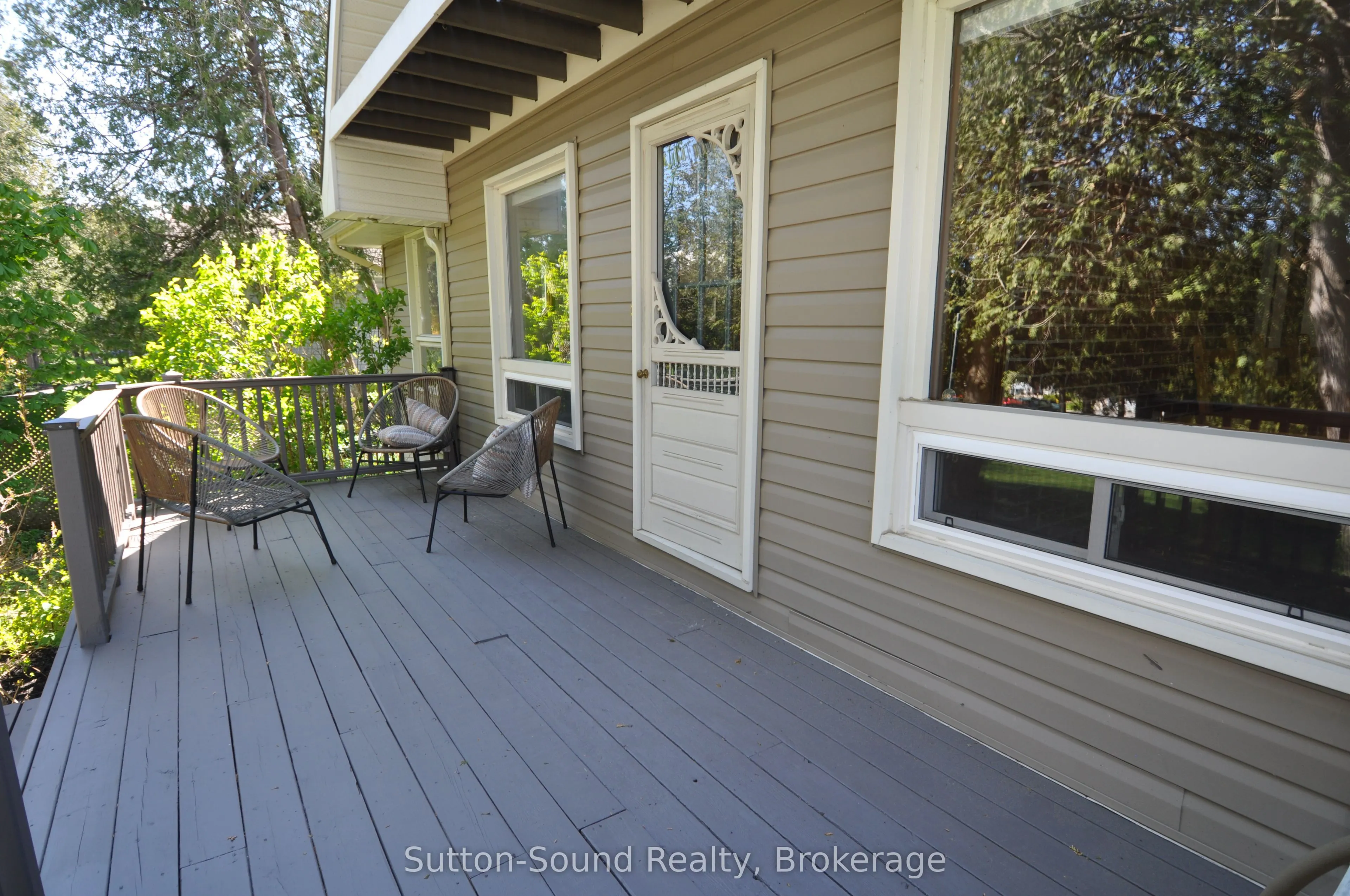 444 Balmy Beach Road