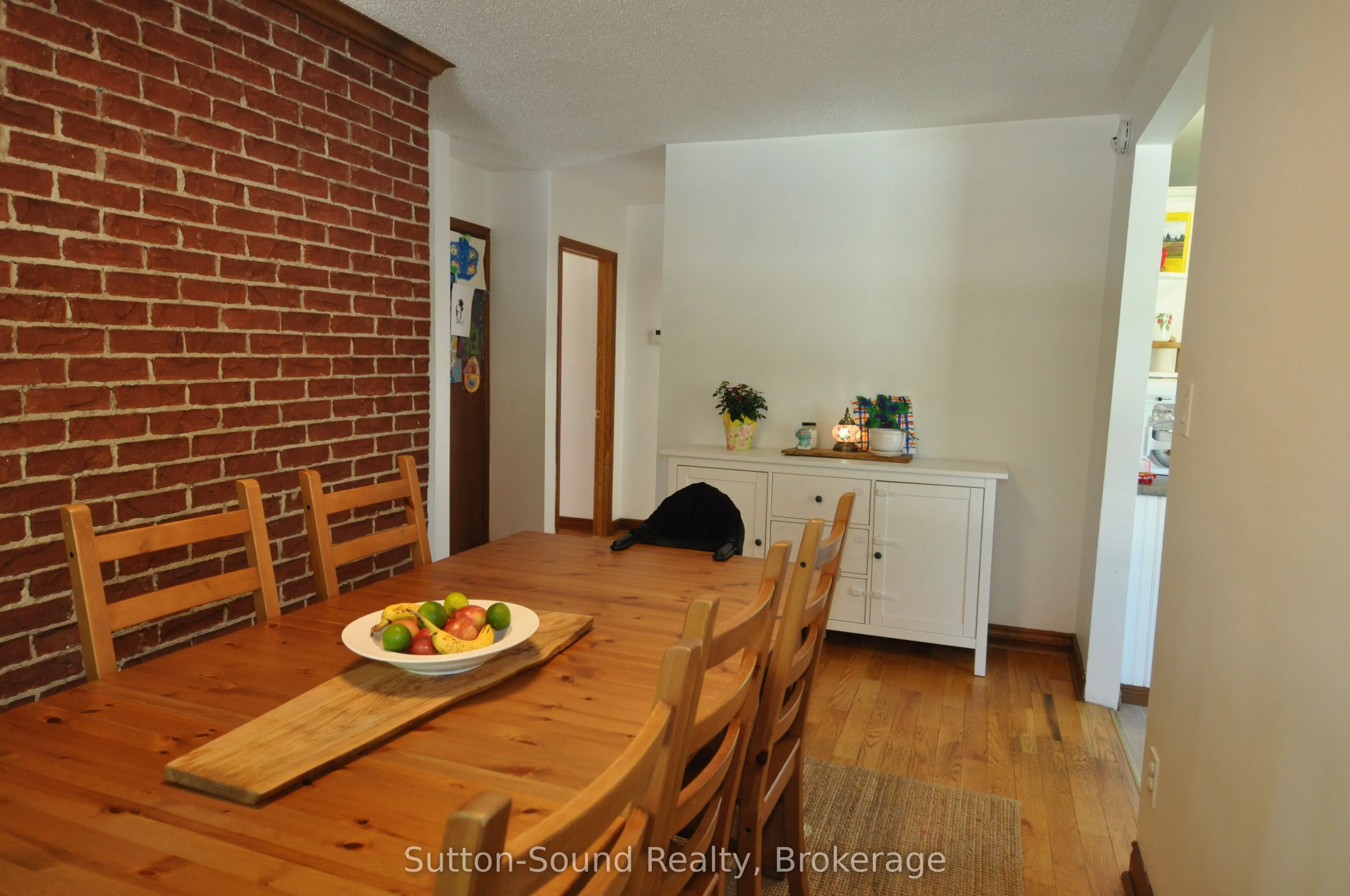 444 Balmy Beach Road