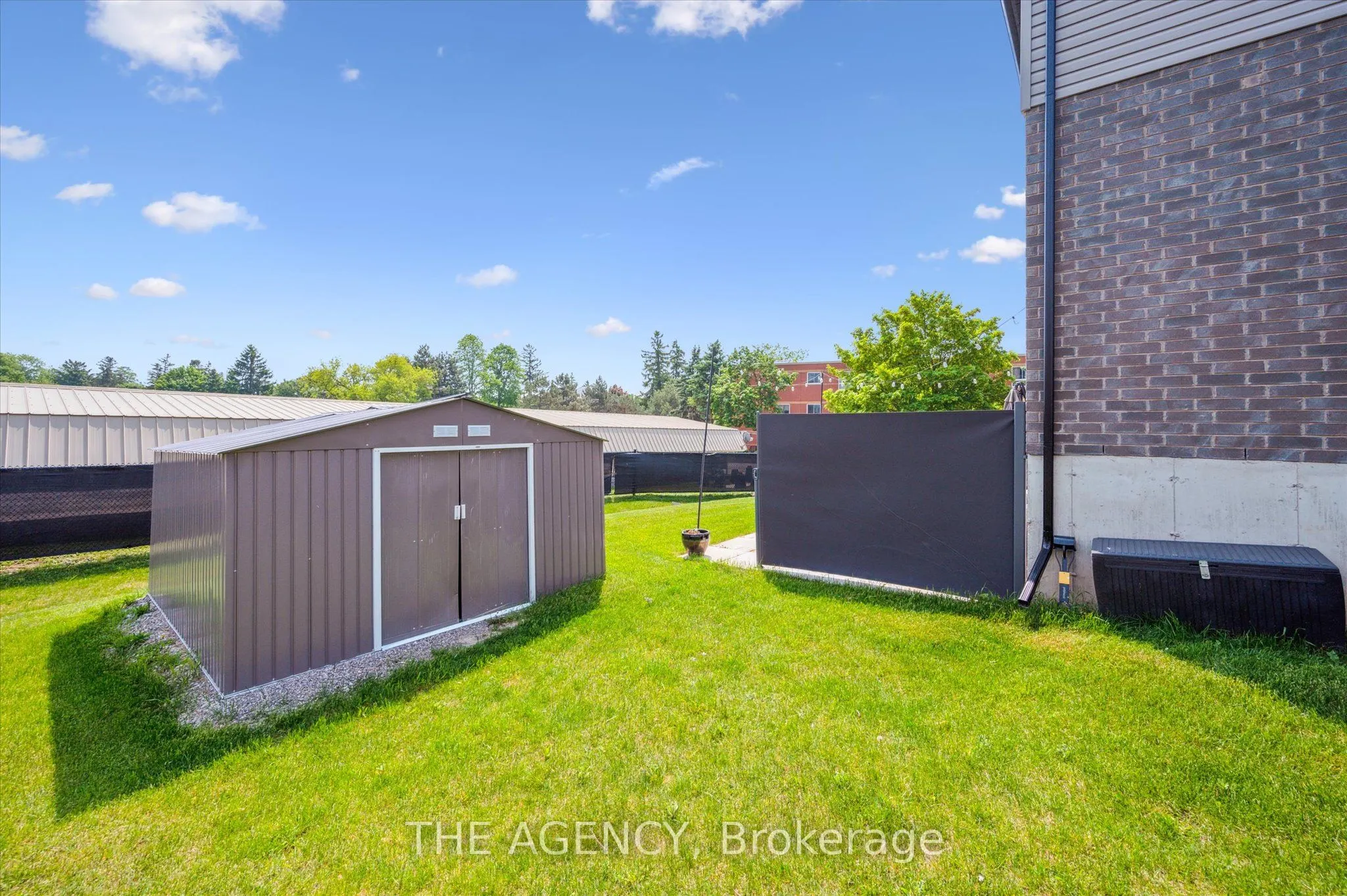 186 Jacob Street E