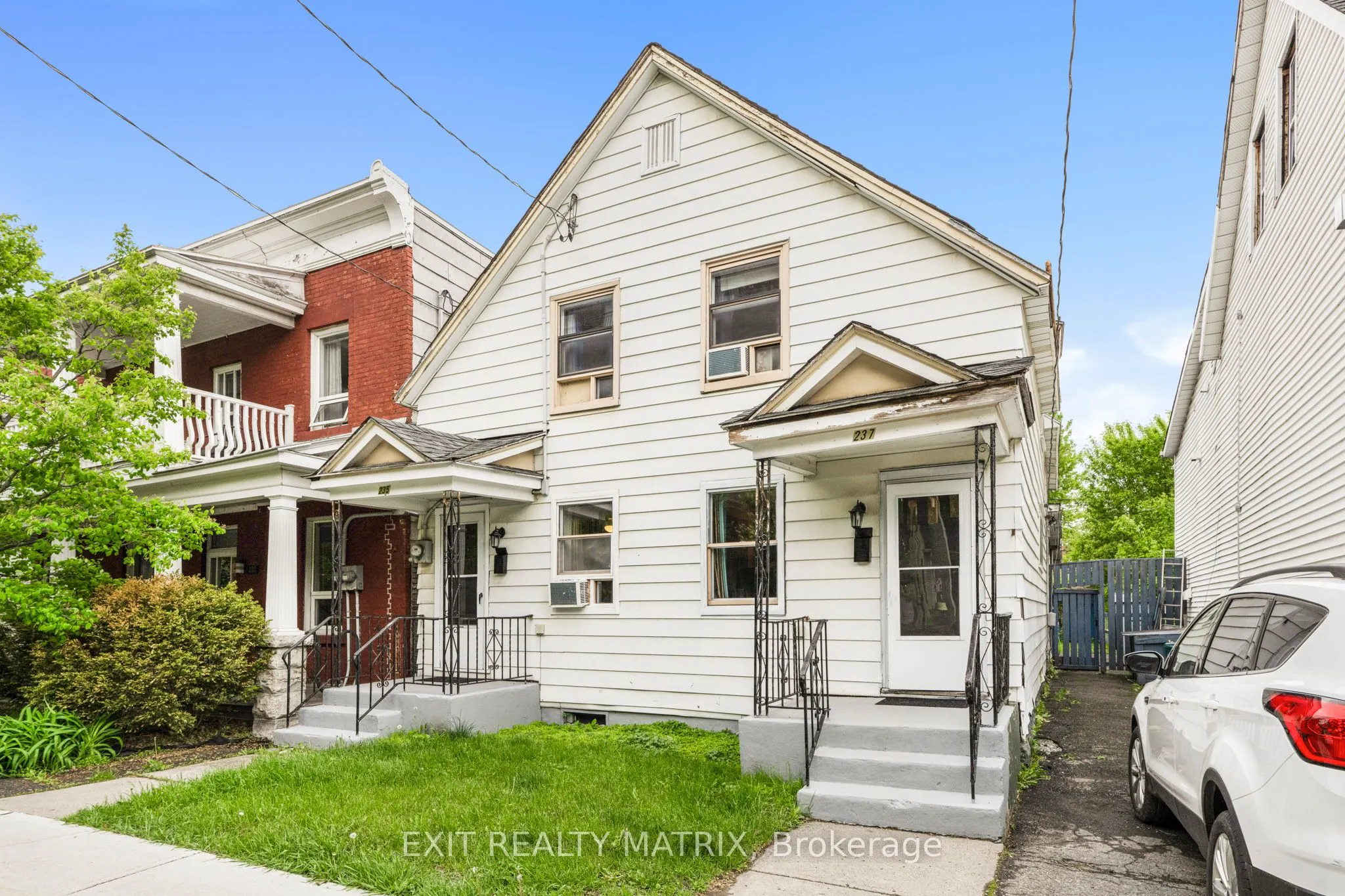 235-237 Guigues Avenue