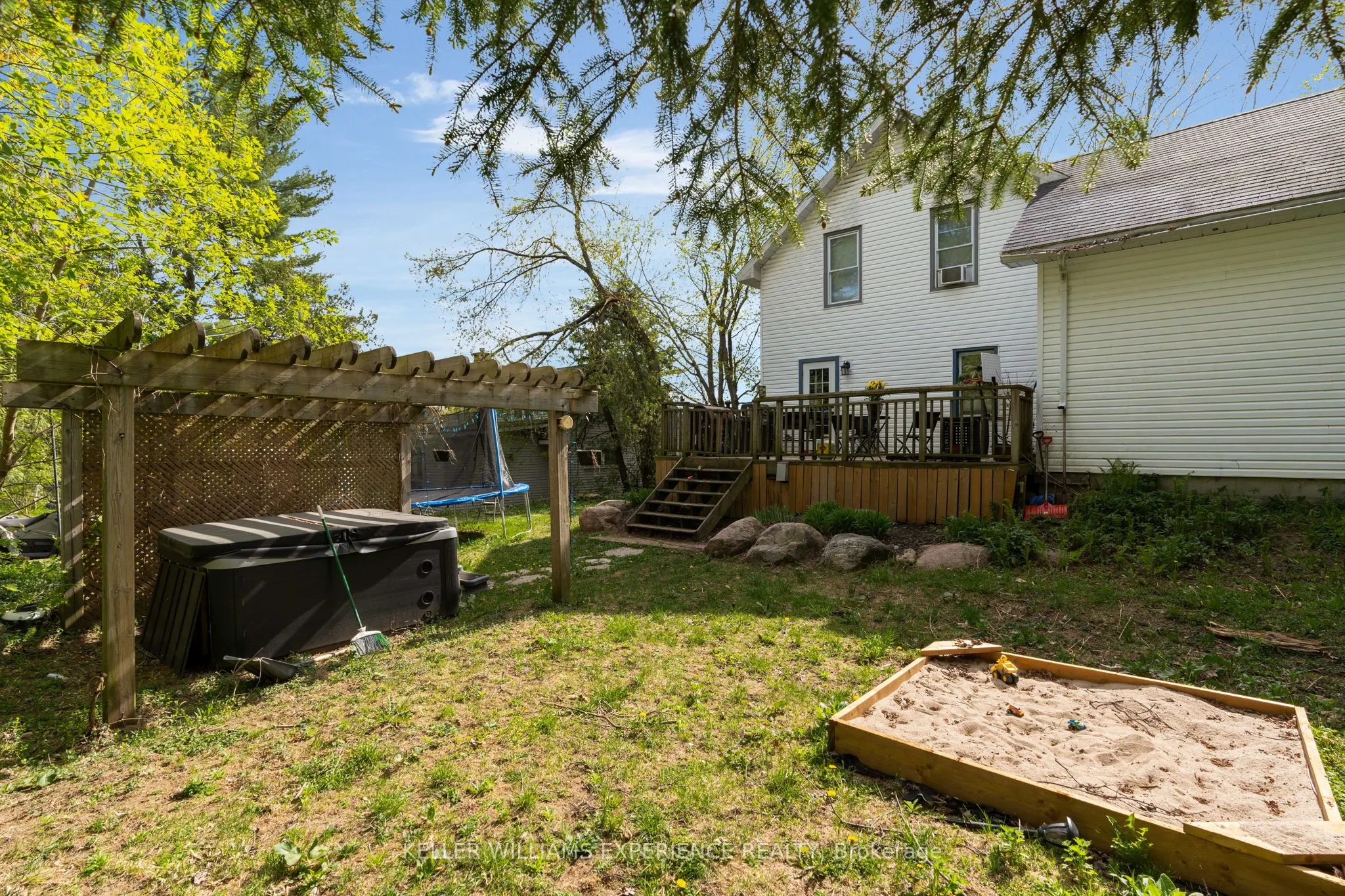 57 WOODWARD Street