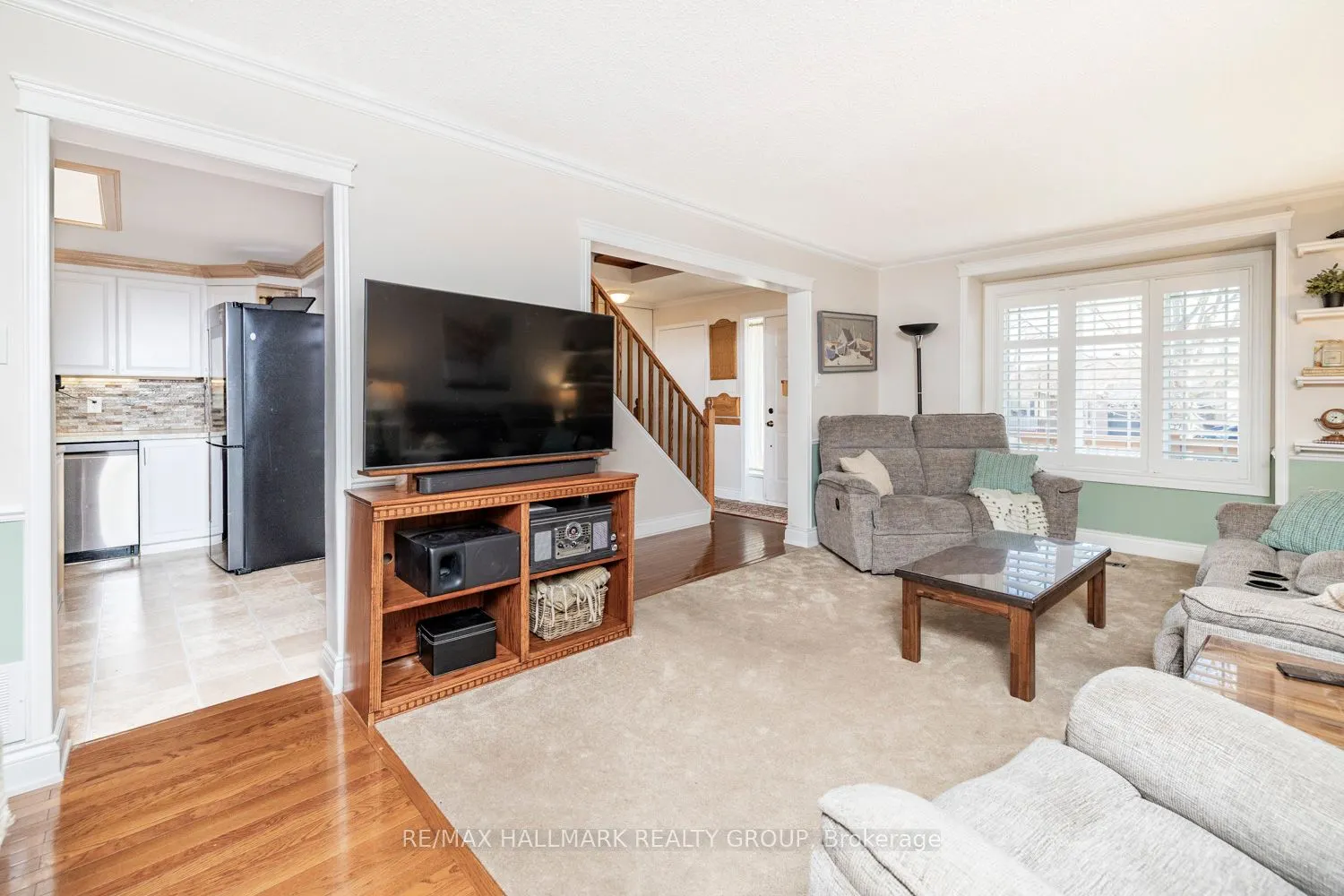 1717 Tache Way