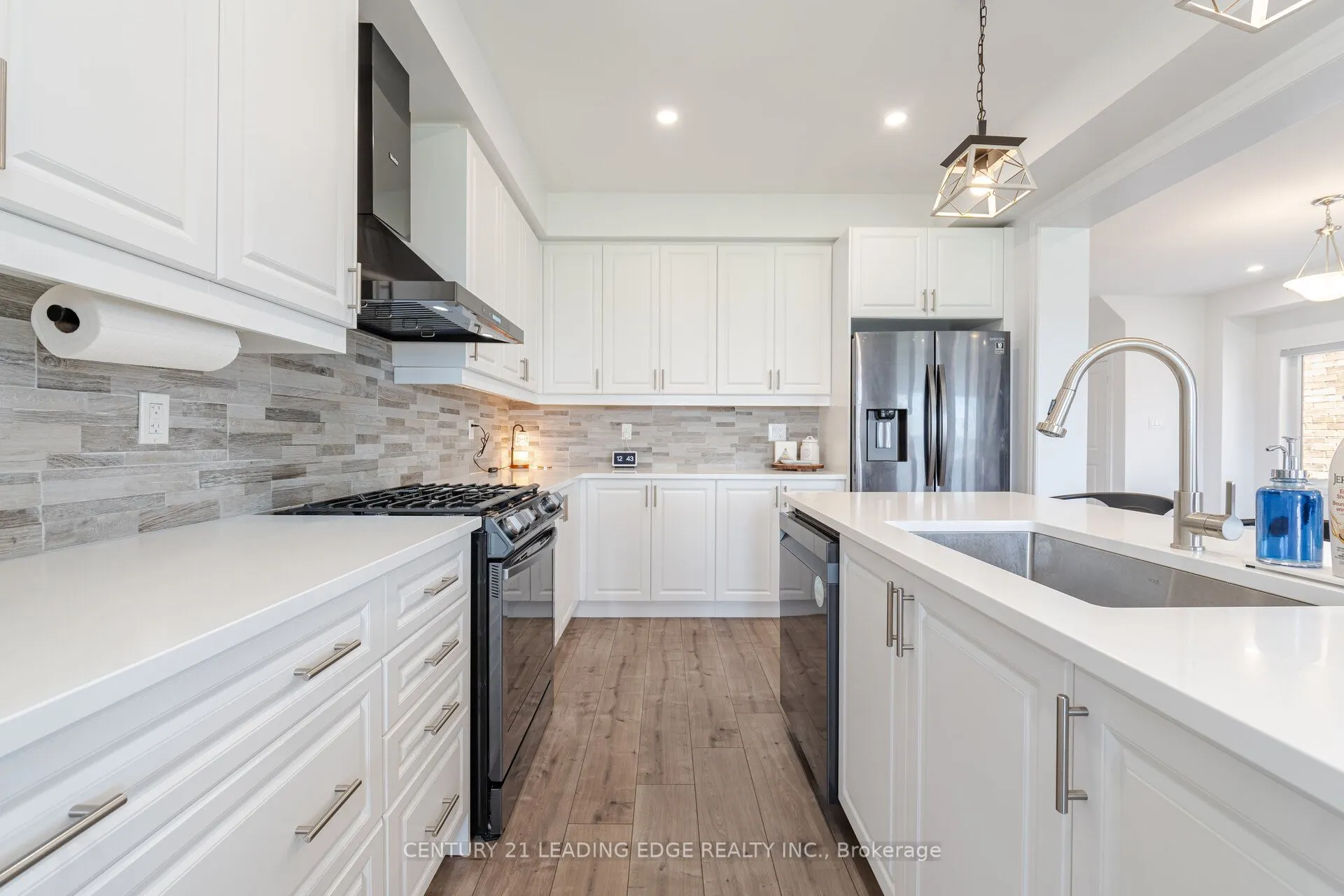 307 Ridley Crescent