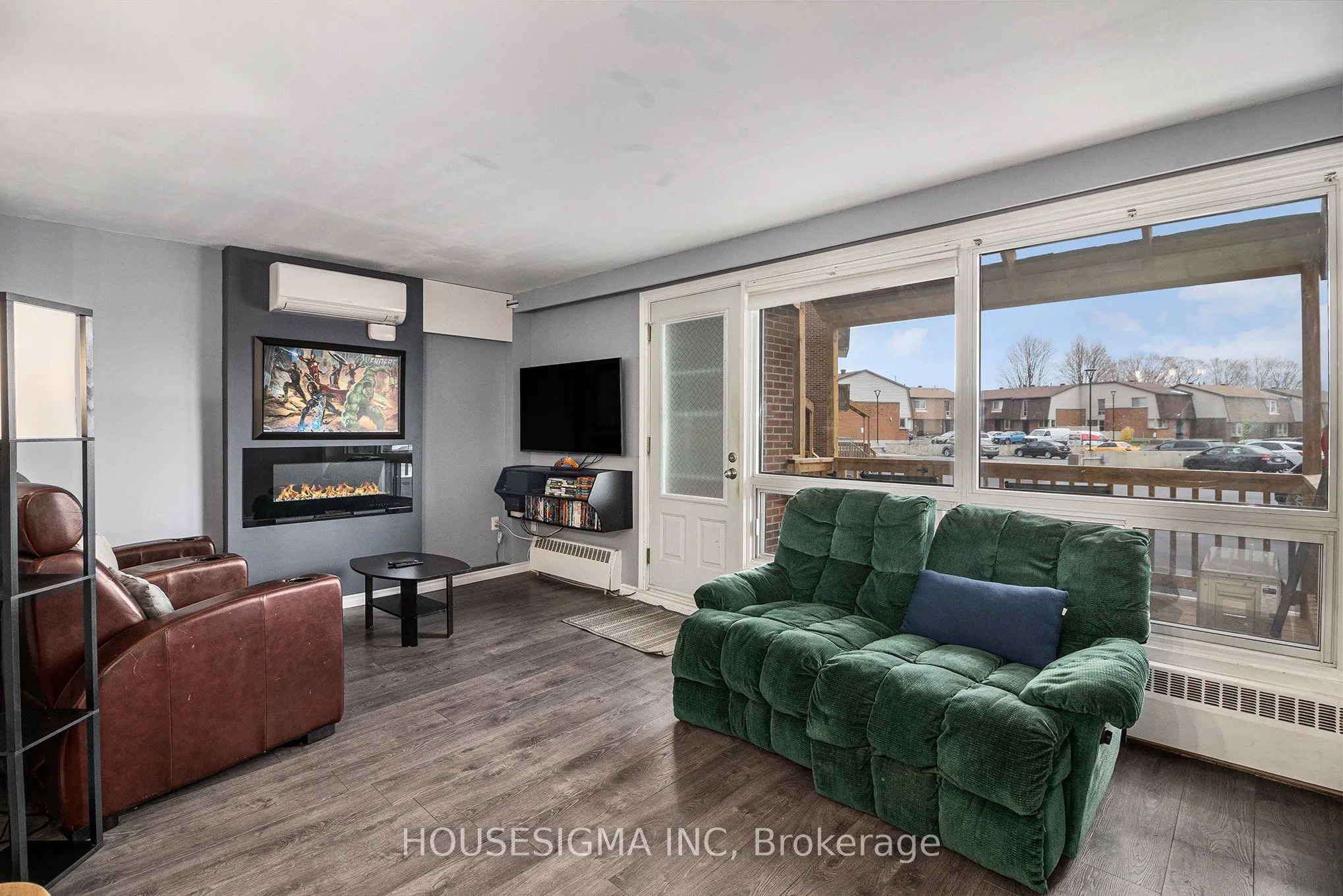915 Elmsmere Road, #113